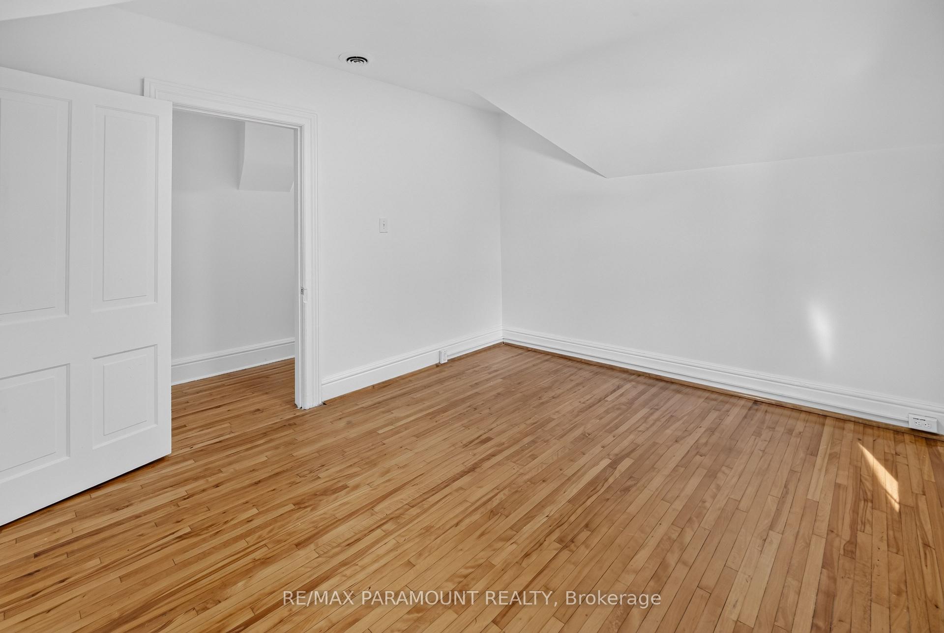 Photo 39 of 83 Concession Street, Cambridge, Christopher-Champlain — HOMEH