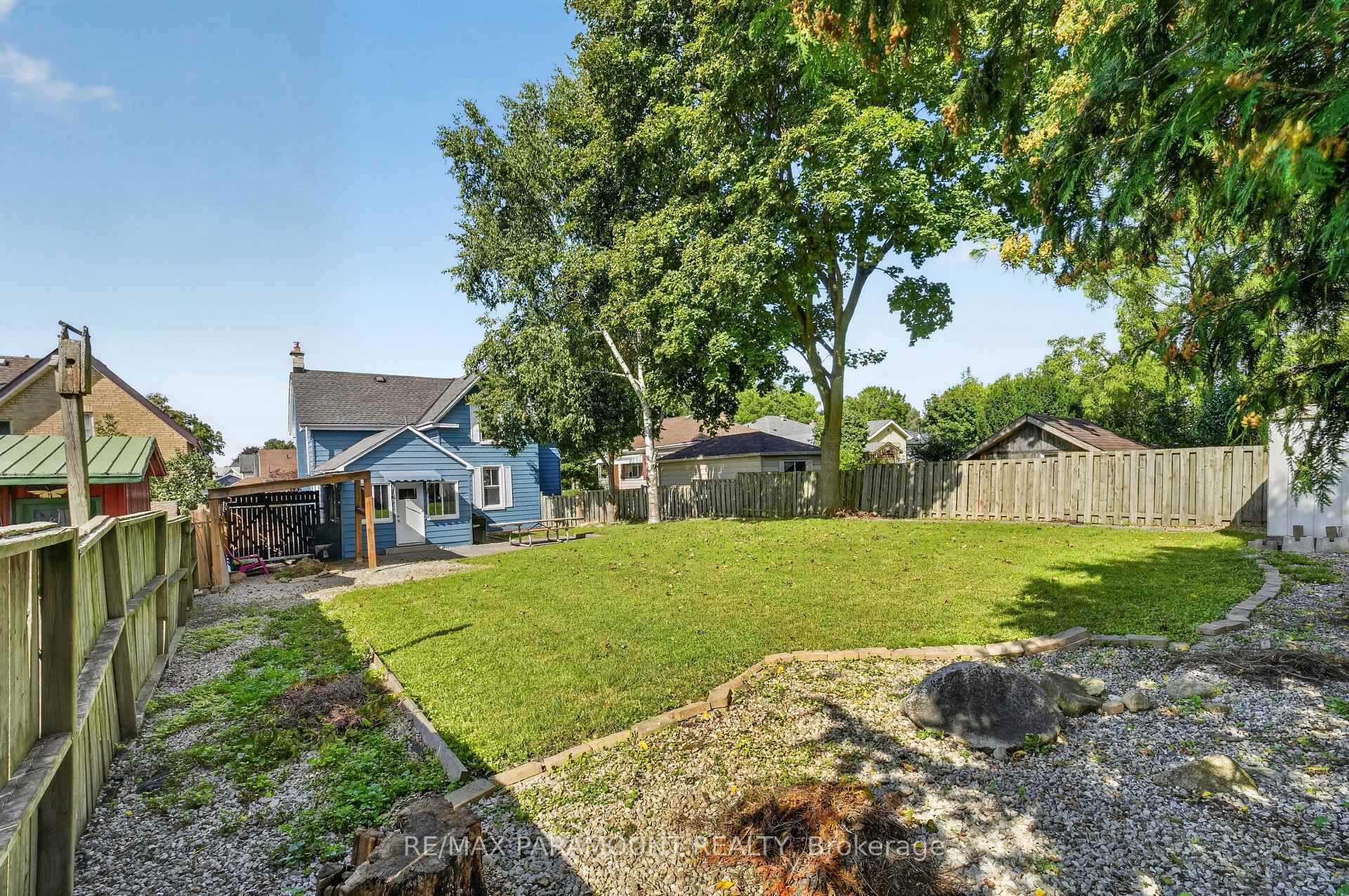 Photo 45 of 83 Concession Street, Cambridge, Christopher-Champlain — HOMEH