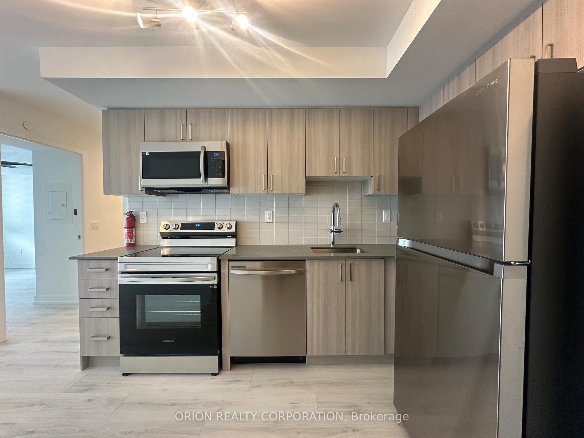 Photo 3 of Unit 1606, 1435 Celebration Drive, Pickering, Bay Ridges — HOMEH
