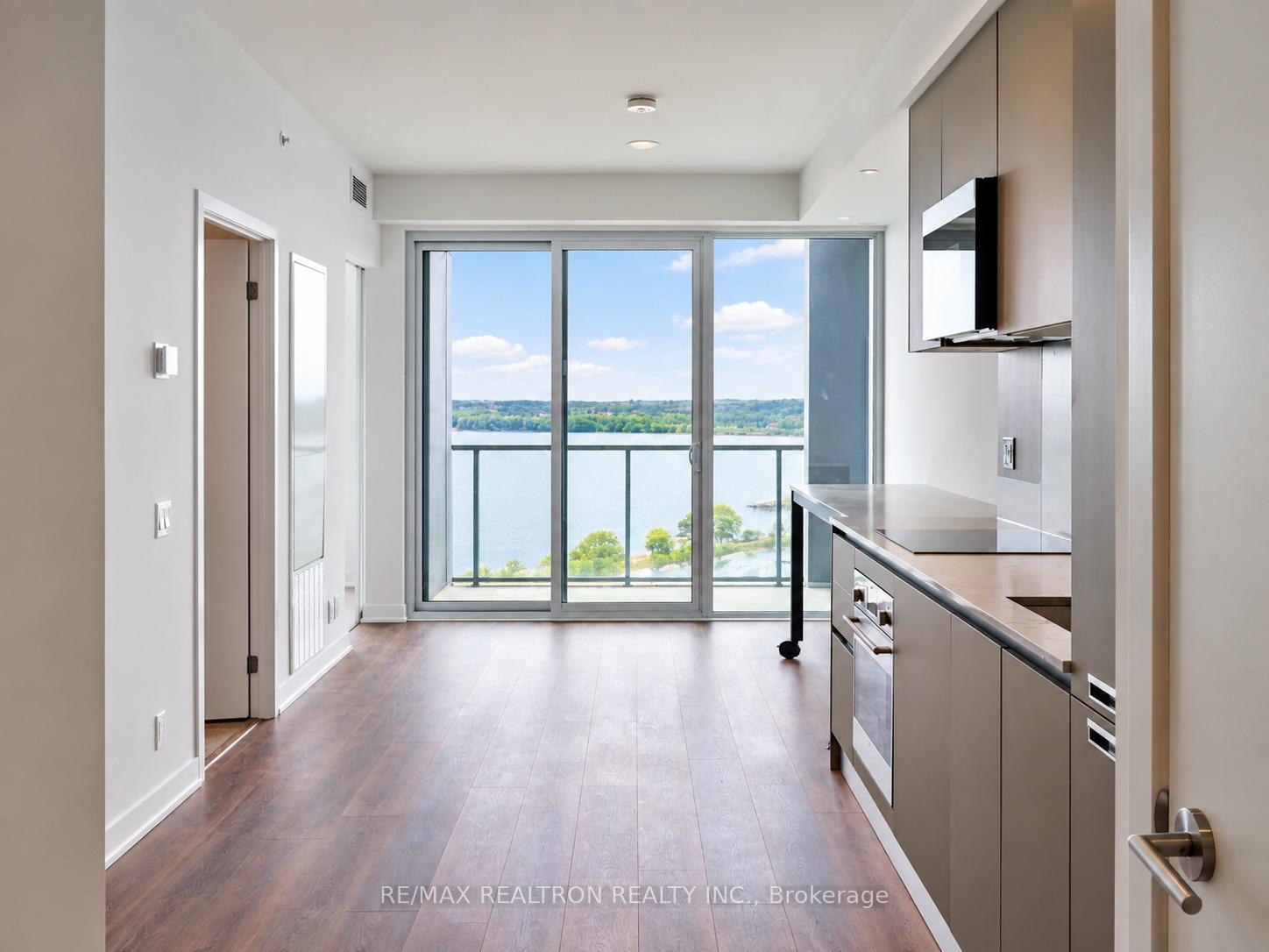 Photo 4 of Unit 2903, 39 Mary Street, Barrie, City Centre — HOMEH