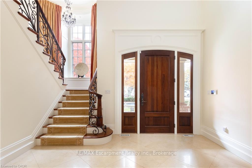 Photo 3 of 1081 Argyle Drive, Oakville, Morrison — HOMEH
