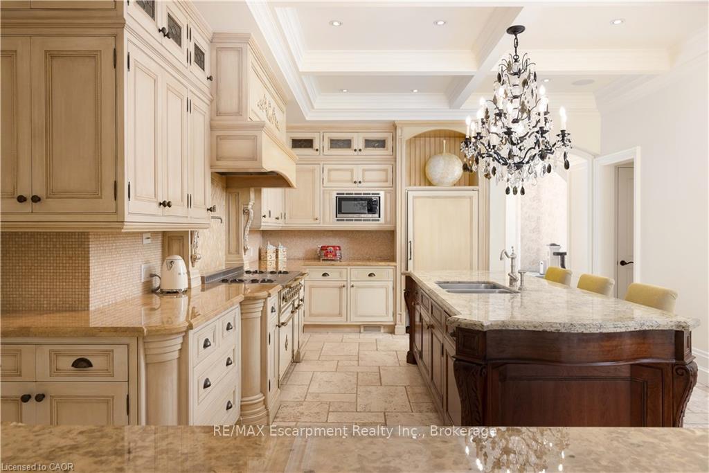 Photo 10 of 1081 Argyle Drive, Oakville, Morrison — HOMEH