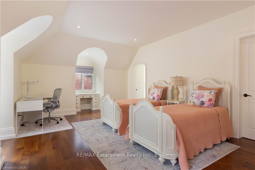 Photo 33 of 1081 Argyle Drive, Oakville, Morrison — HOMEH