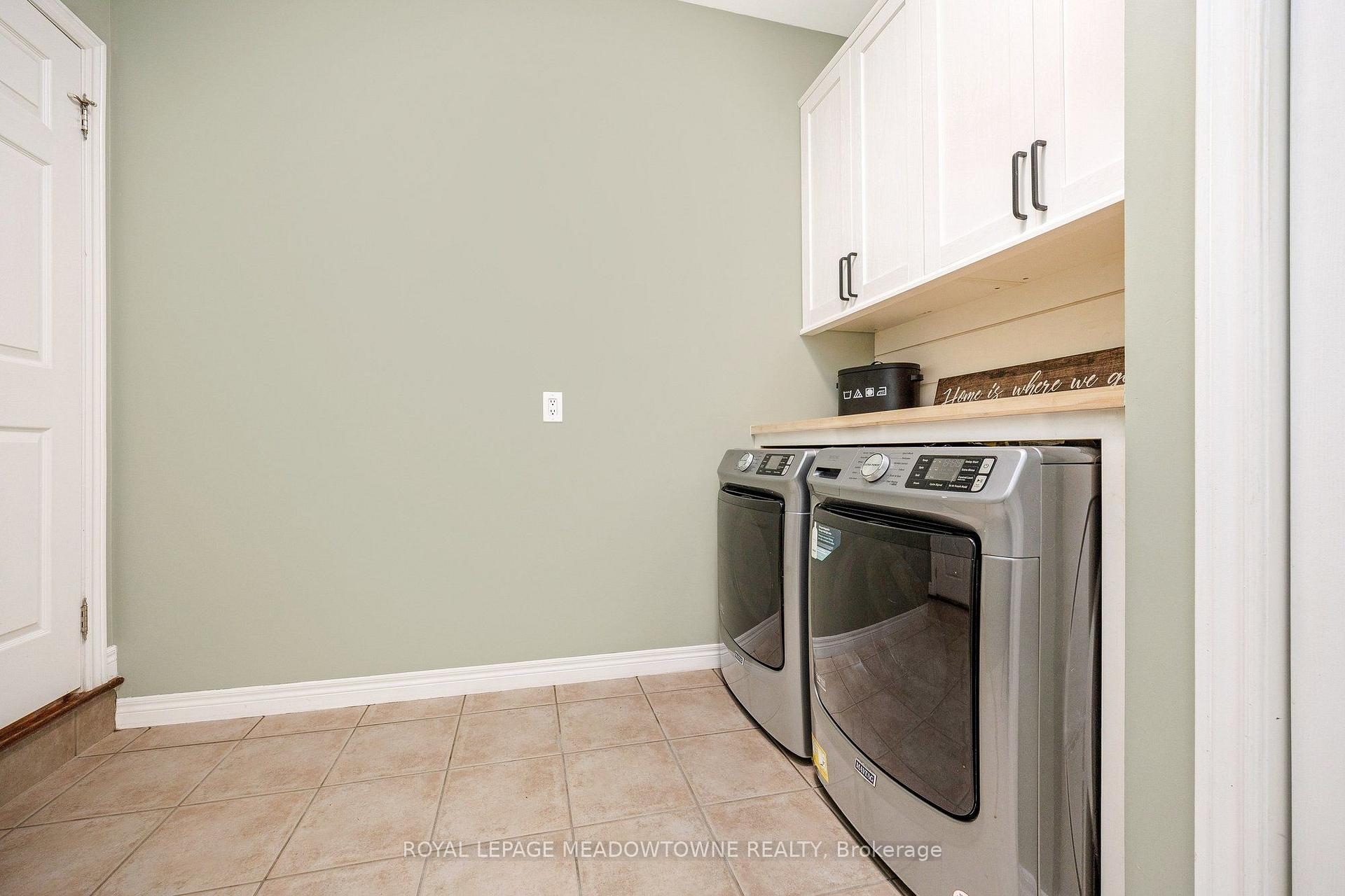 Photo 27 of 25 Salmon Way, Halton Hills, Acton — HOMEH