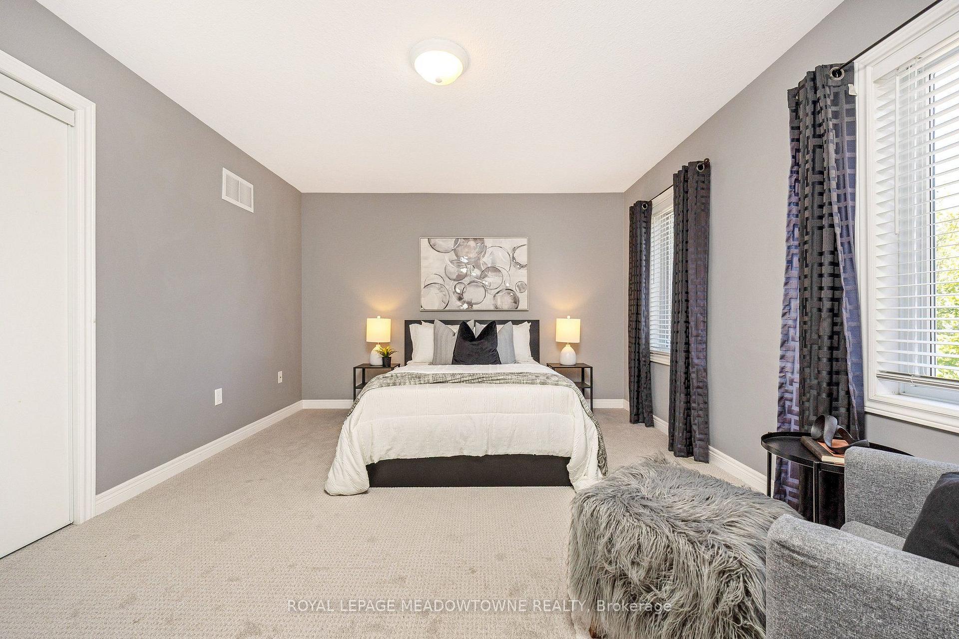Photo 38 of 25 Salmon Way, Halton Hills, Acton — HOMEH