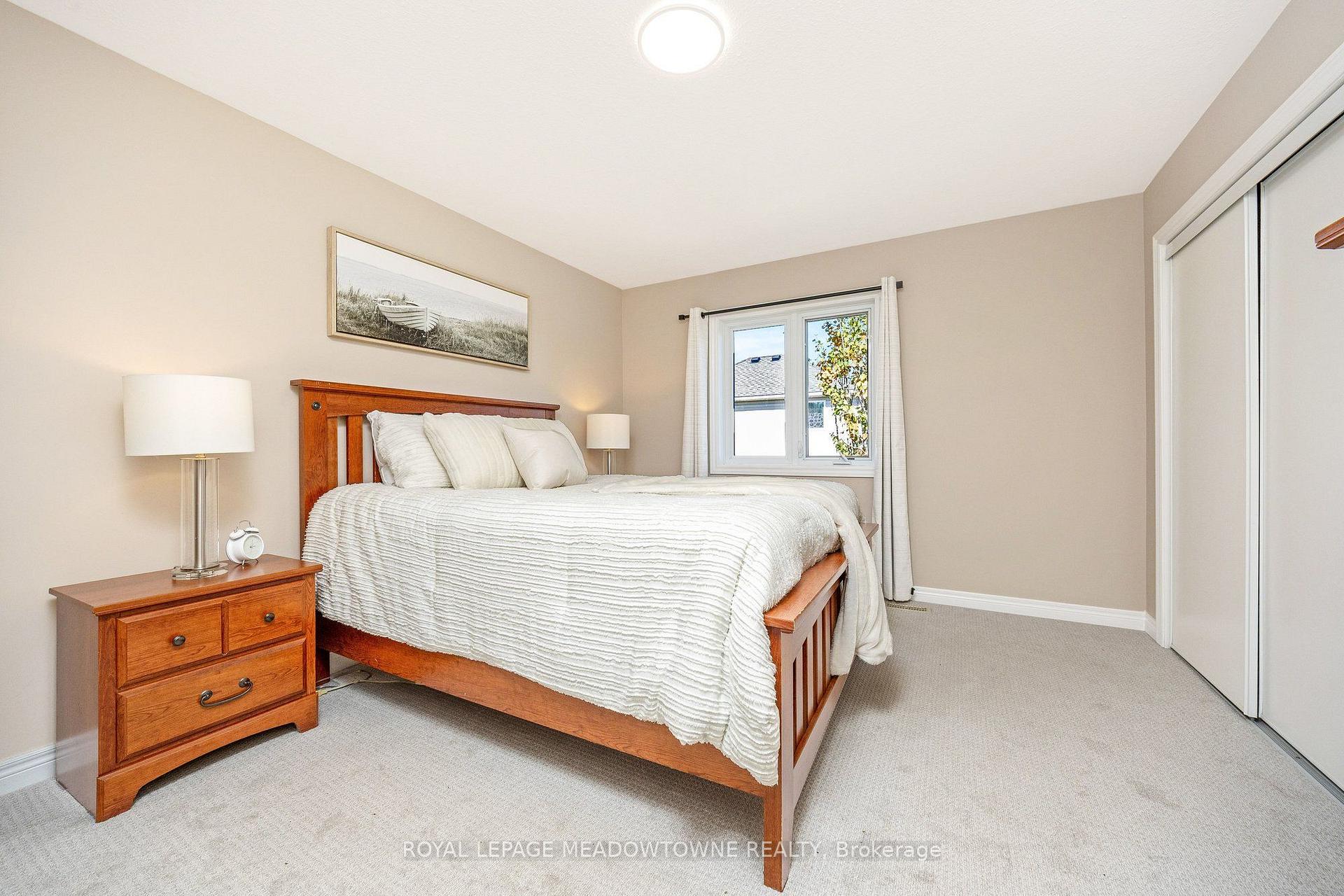 Photo 41 of 25 Salmon Way, Halton Hills, Acton — HOMEH