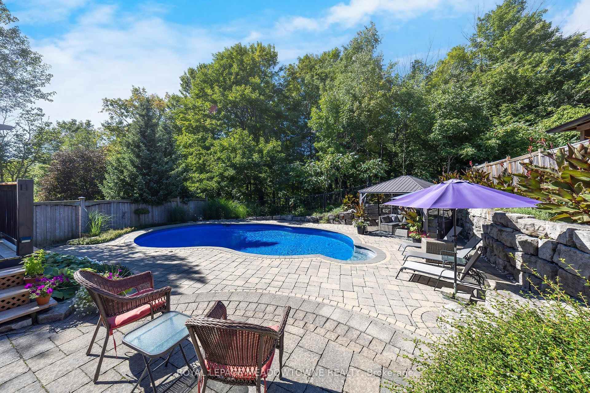 Photo 42 of 25 Salmon Way, Halton Hills, Acton — HOMEH