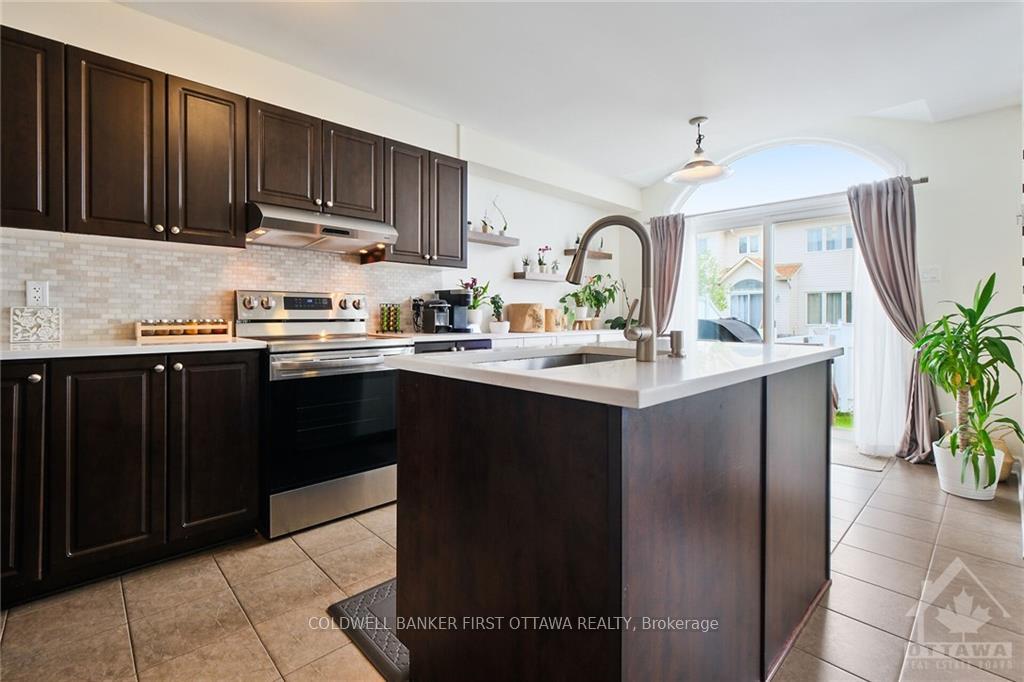 Photo 7 of 703 Whaley Ridge, Ottawa, Avalon East — HOMEH