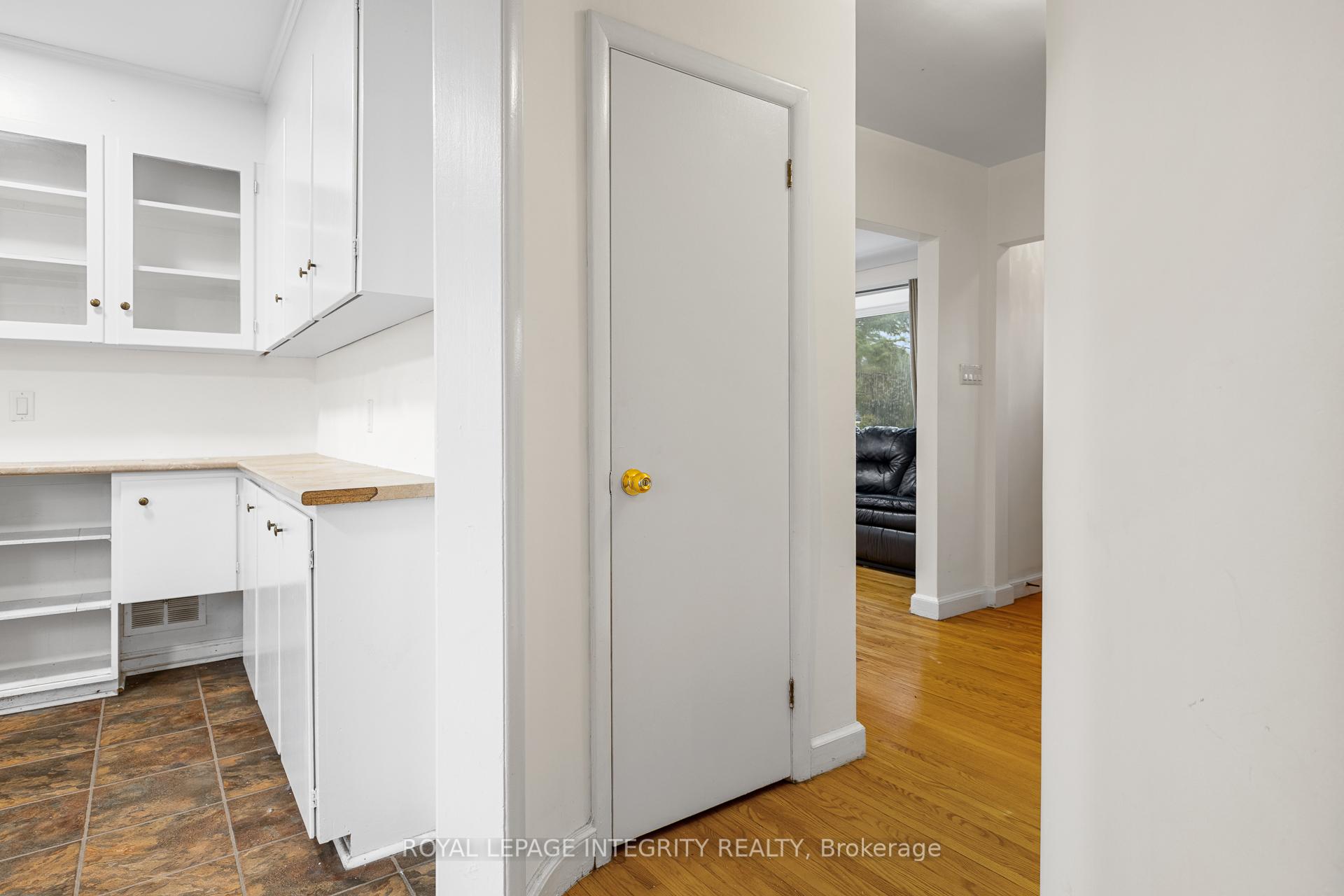 Photo 12 of 65 David Drive, Ottawa, Meadowlands/St. Claire Gardens — HOMEH