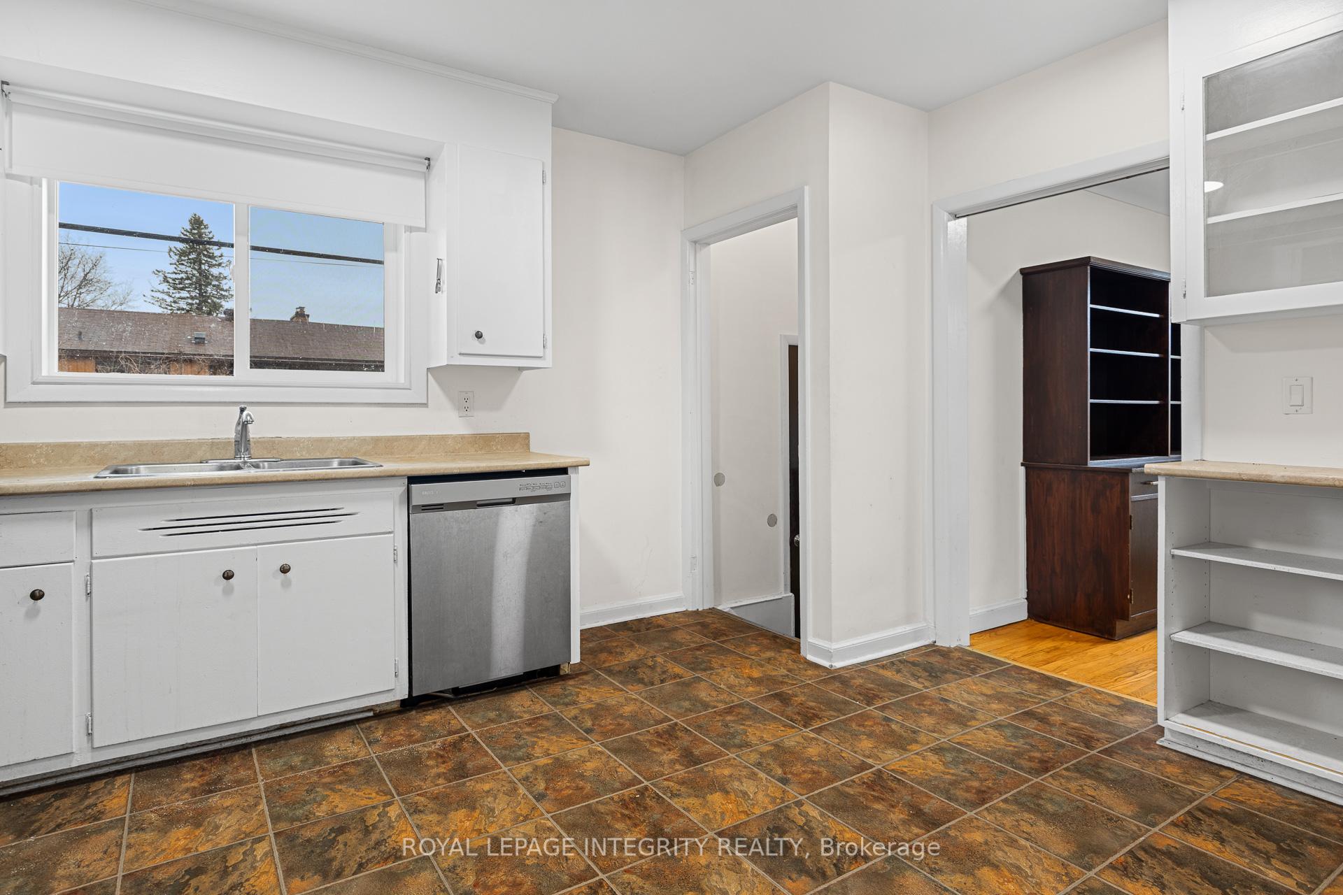 Photo 27 of 65 David Drive, Ottawa, Meadowlands/St. Claire Gardens — HOMEH