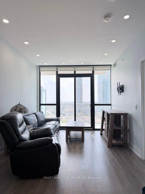 Photo 4 of Unit 1706, 2916 Highway 7 Road, Vaughan, Concord — HOMEH