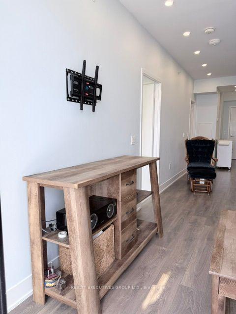 Photo 8 of Unit 1706, 2916 Highway 7 Road, Vaughan, Concord — HOMEH