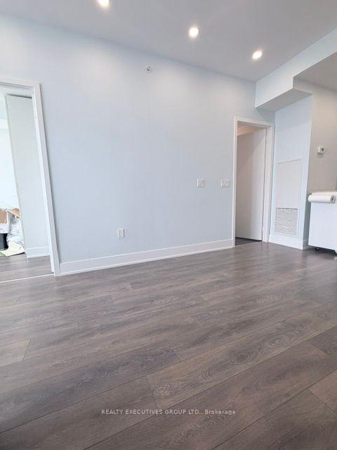 Photo 9 of Unit 1706, 2916 Highway 7 Road, Vaughan, Concord — HOMEH