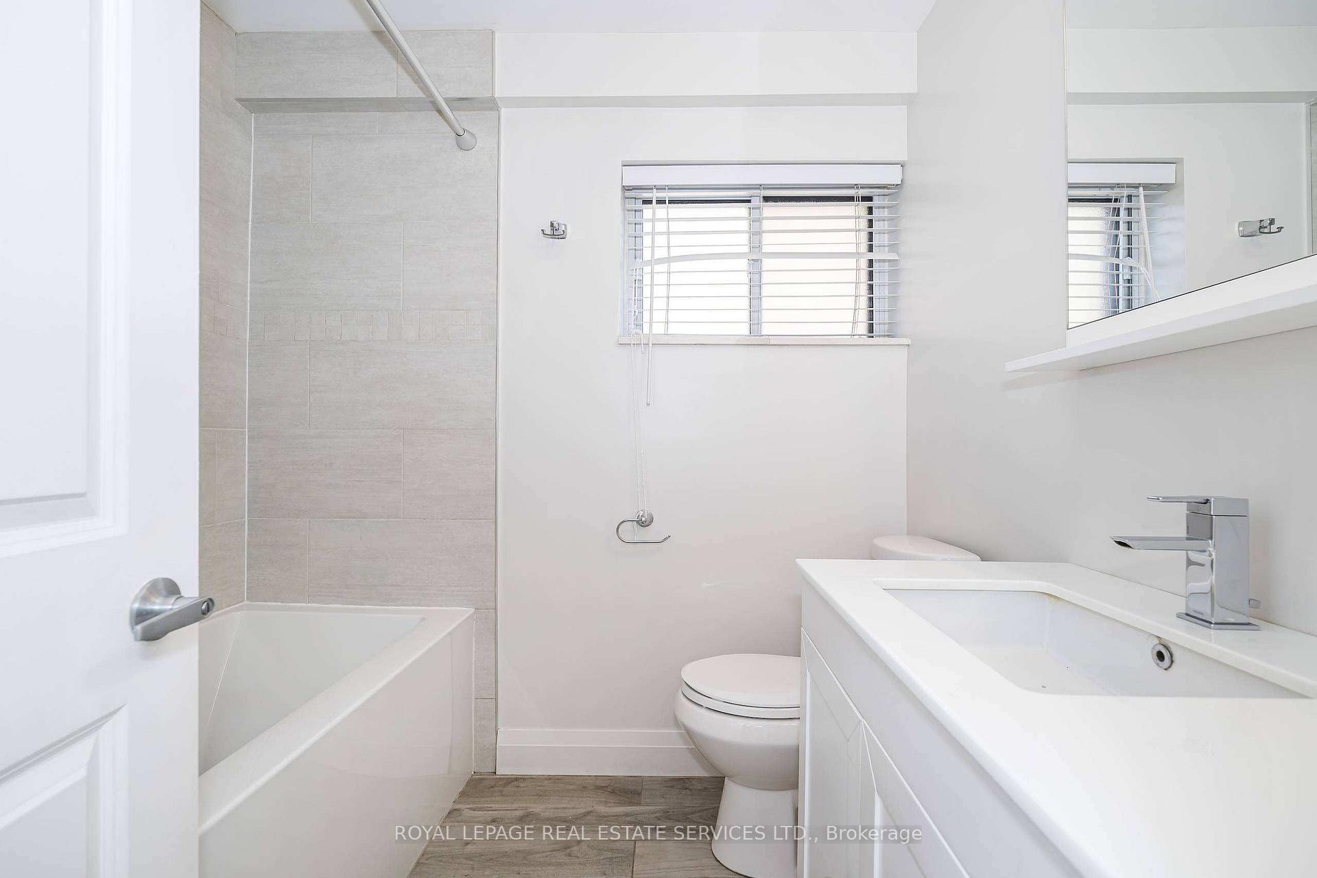 Photo 24 of Unit 1A, 2637 Keele Street, North York, Maple Leaf — HOMEH