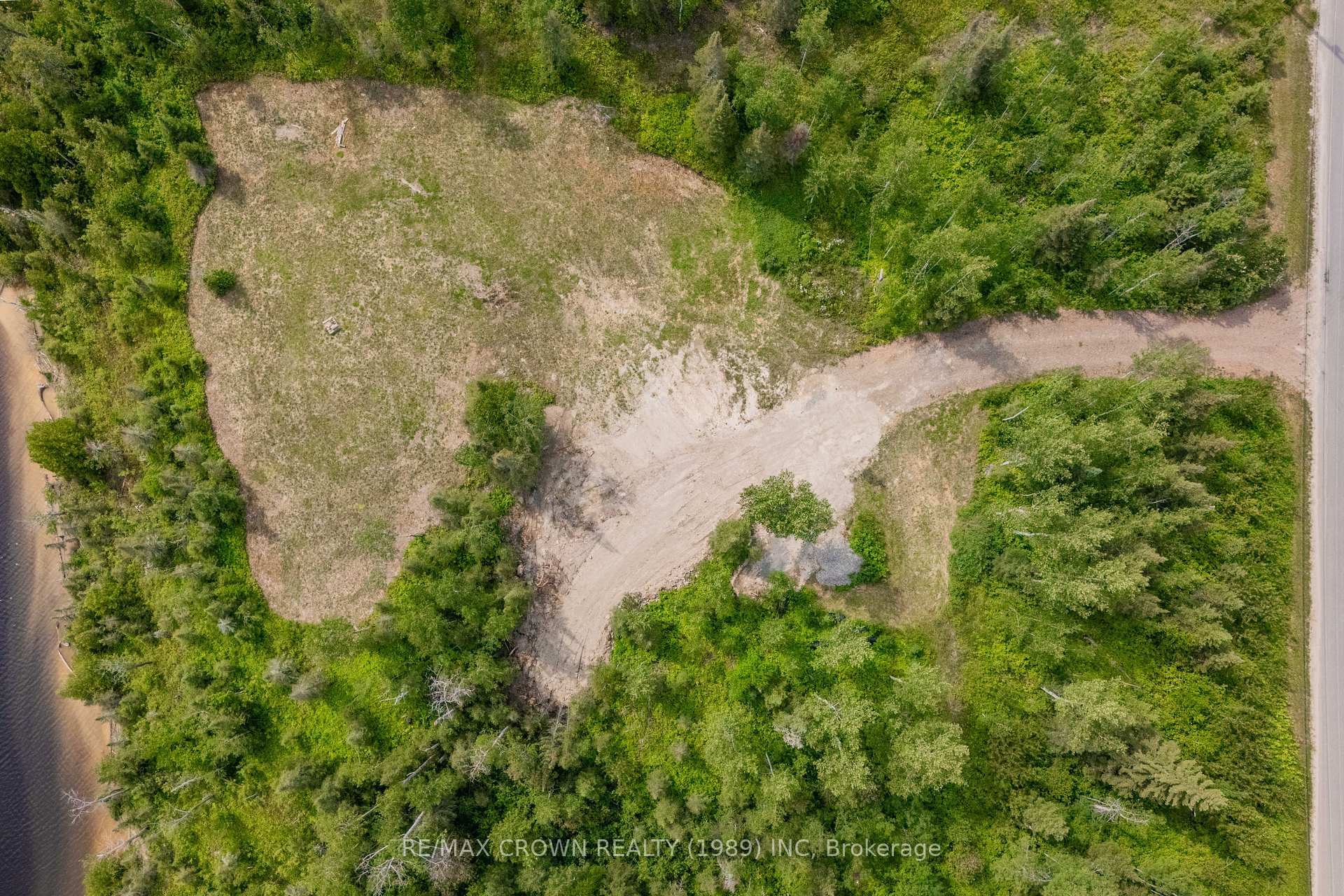 Photo 4 of 80 Mitchell Road, Kapuskasing — HOMEH