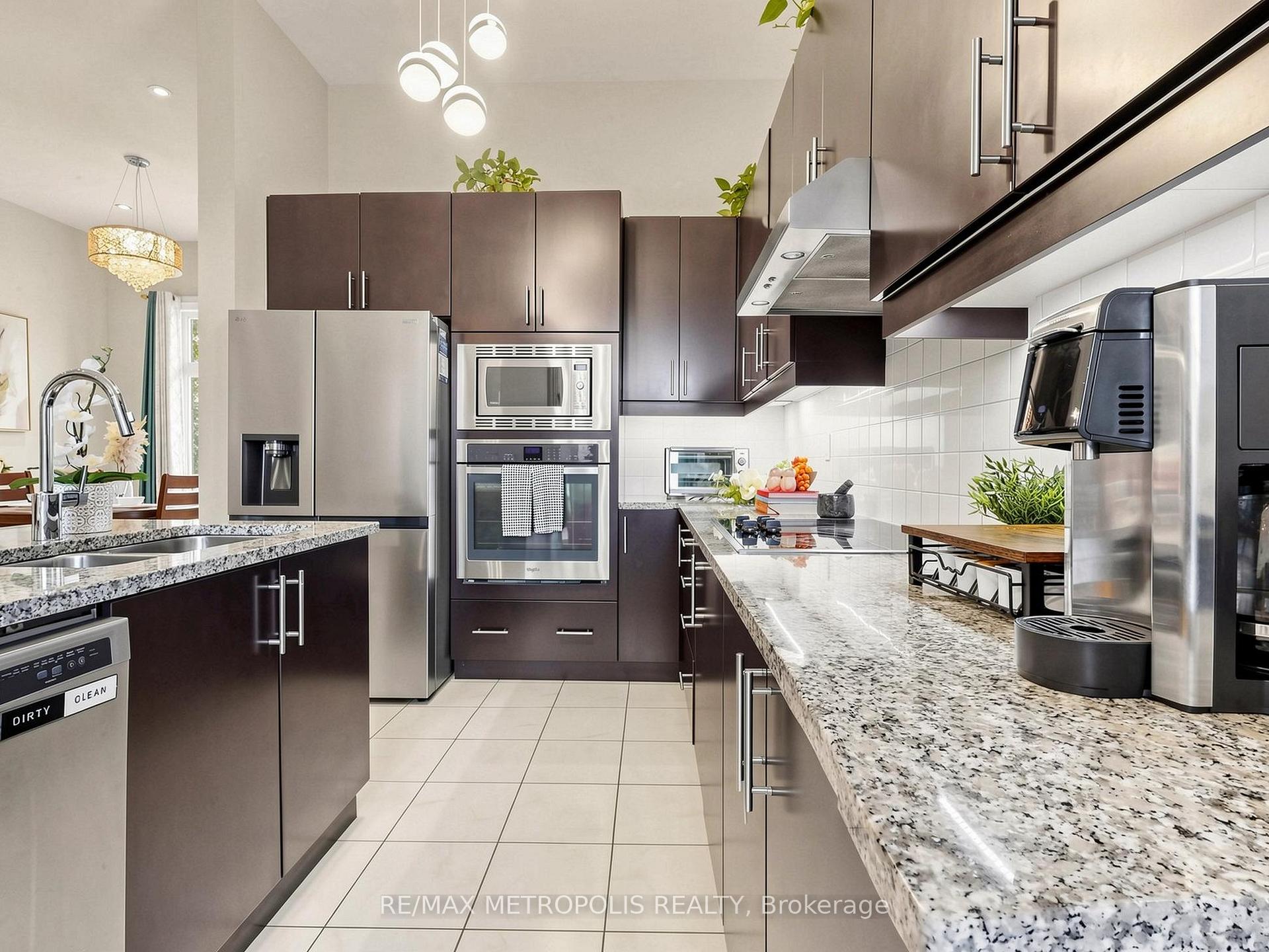 Photo 14 of 84 Braebrook Drive, Whitby, Rolling Acres — HOMEH