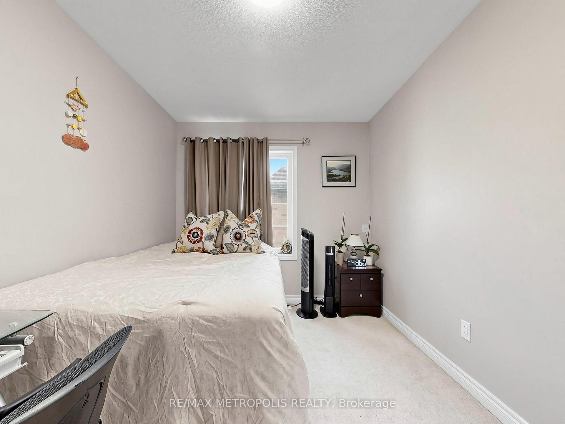 Photo 30 of 84 Braebrook Drive, Whitby, Rolling Acres — HOMEH