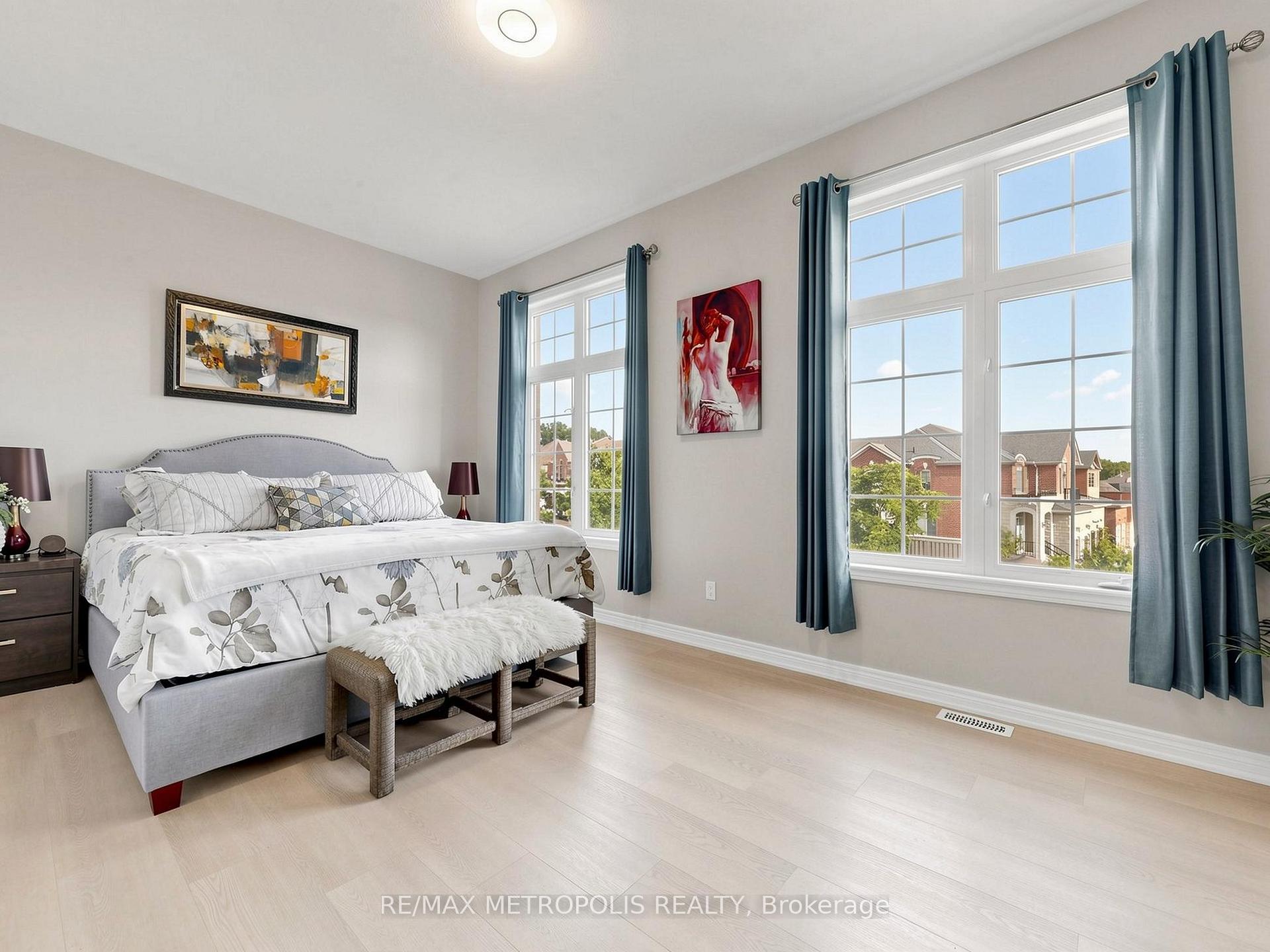 Photo 36 of 84 Braebrook Drive, Whitby, Rolling Acres — HOMEH