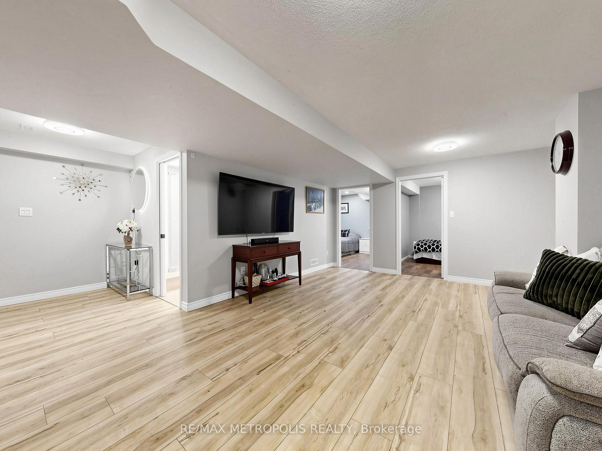 Photo 42 of 84 Braebrook Drive, Whitby, Rolling Acres — HOMEH