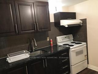 Photo 3 of 35 Storey Place, Markham, Middlefield — HOMEH