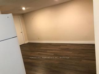 Photo 7 of 35 Storey Place, Markham, Middlefield — HOMEH