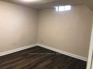 Photo 9 of 35 Storey Place, Markham, Middlefield — HOMEH