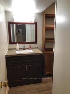 Photo 12 of 35 Storey Place, Markham, Middlefield — HOMEH