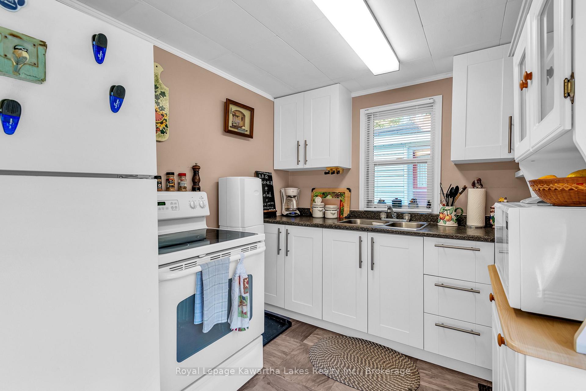Photo 8 of 32 Sunset Lane, Kawartha Lakes, Somerville — HOMEH