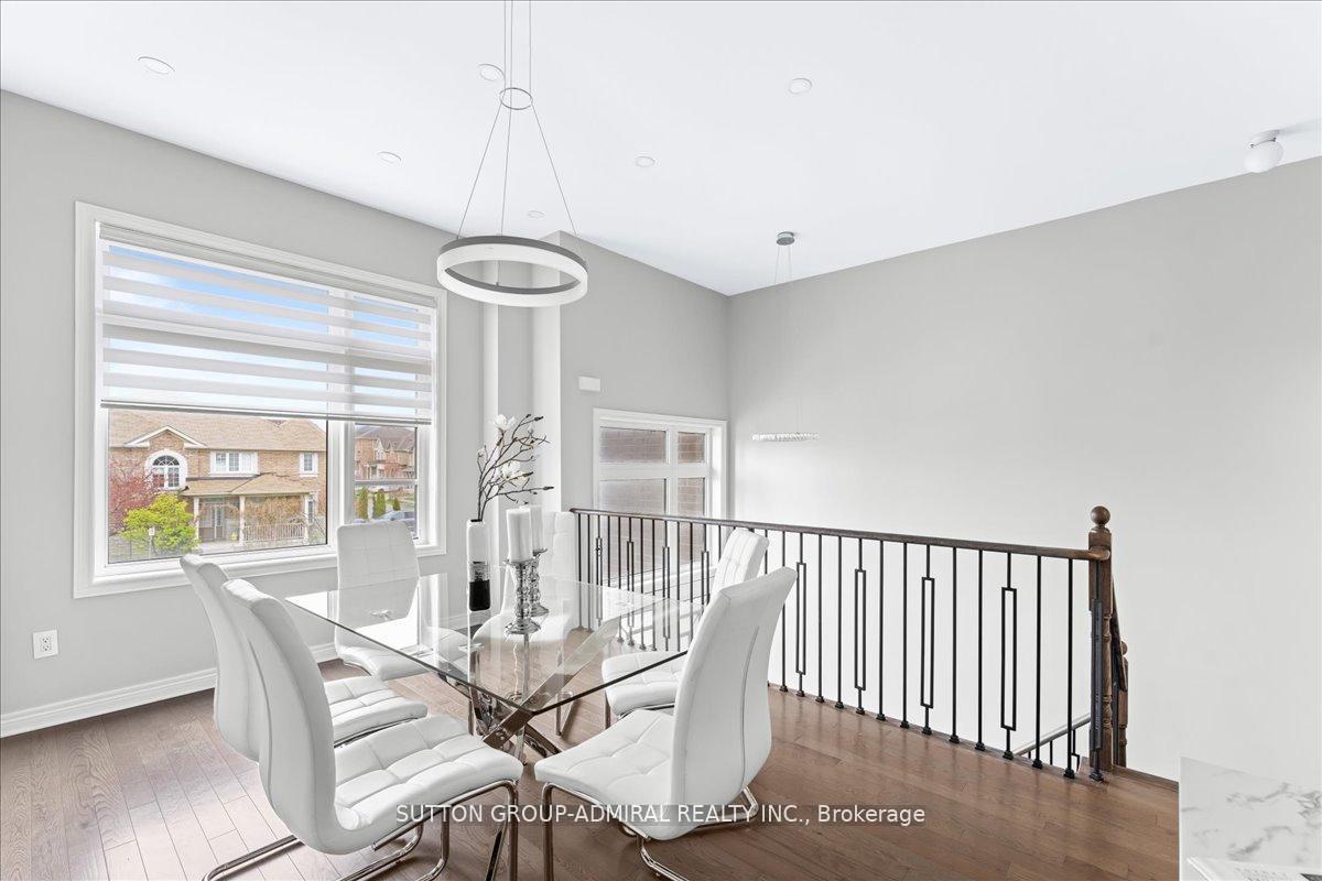 Photo 5 of 131 Lebovic Campus Drive, Vaughan, Patterson — HOMEH
