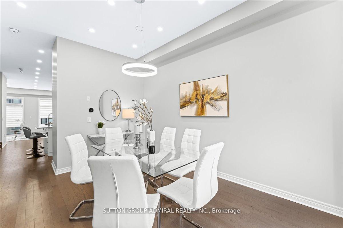 Photo 7 of 131 Lebovic Campus Drive, Vaughan, Patterson — HOMEH