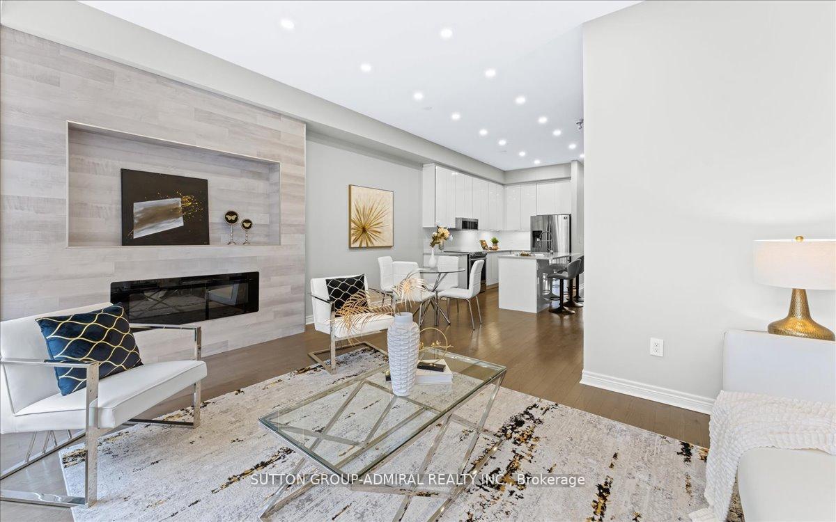 Photo 16 of 131 Lebovic Campus Drive, Vaughan, Patterson — HOMEH