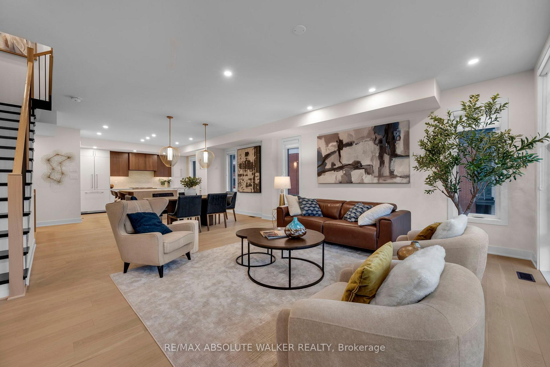 Photo 17 of 22 Oblats Avenue, Ottawa, Ottawa East — HOMEH