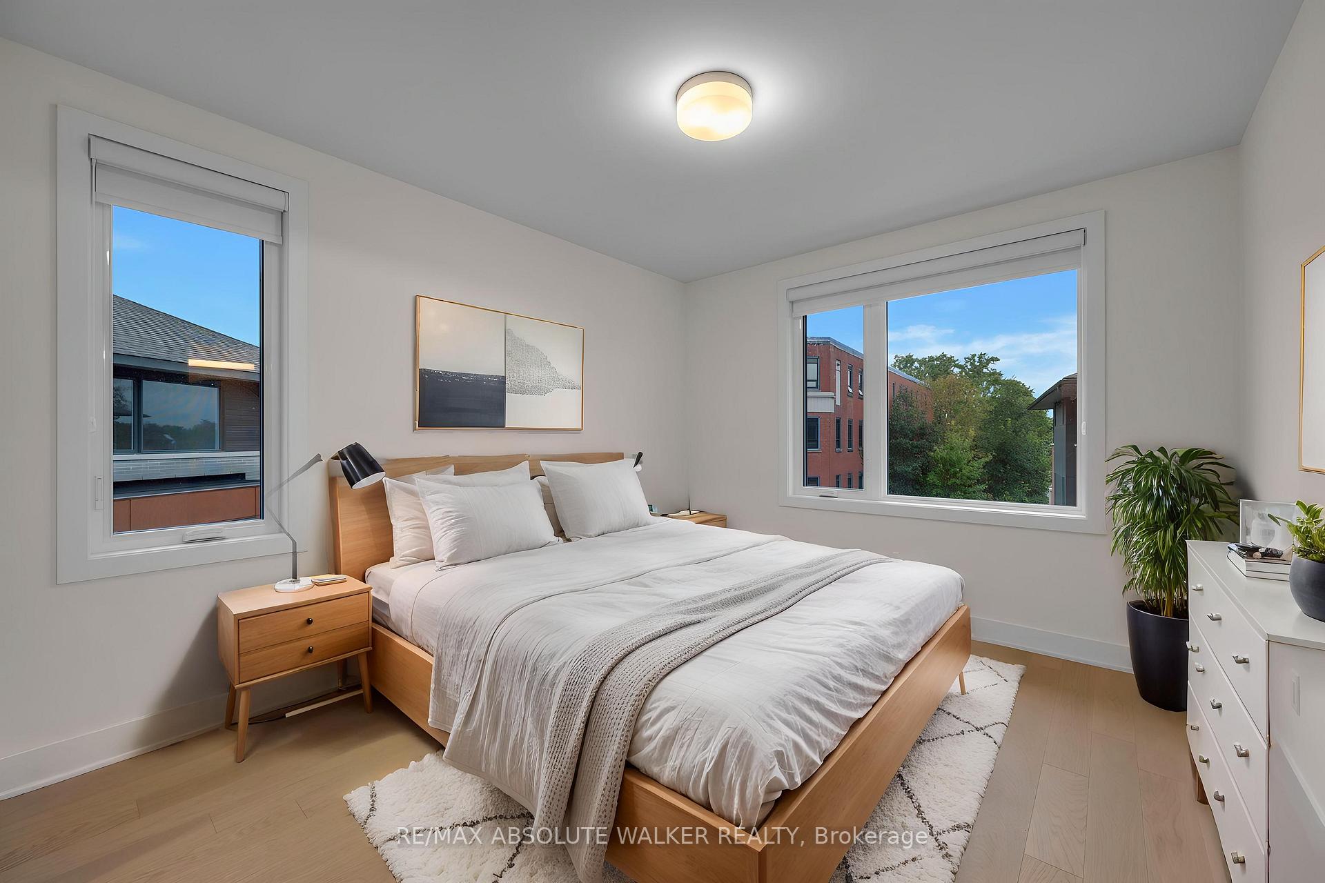 Photo 19 of 22 Oblats Avenue, Ottawa, Ottawa East — HOMEH