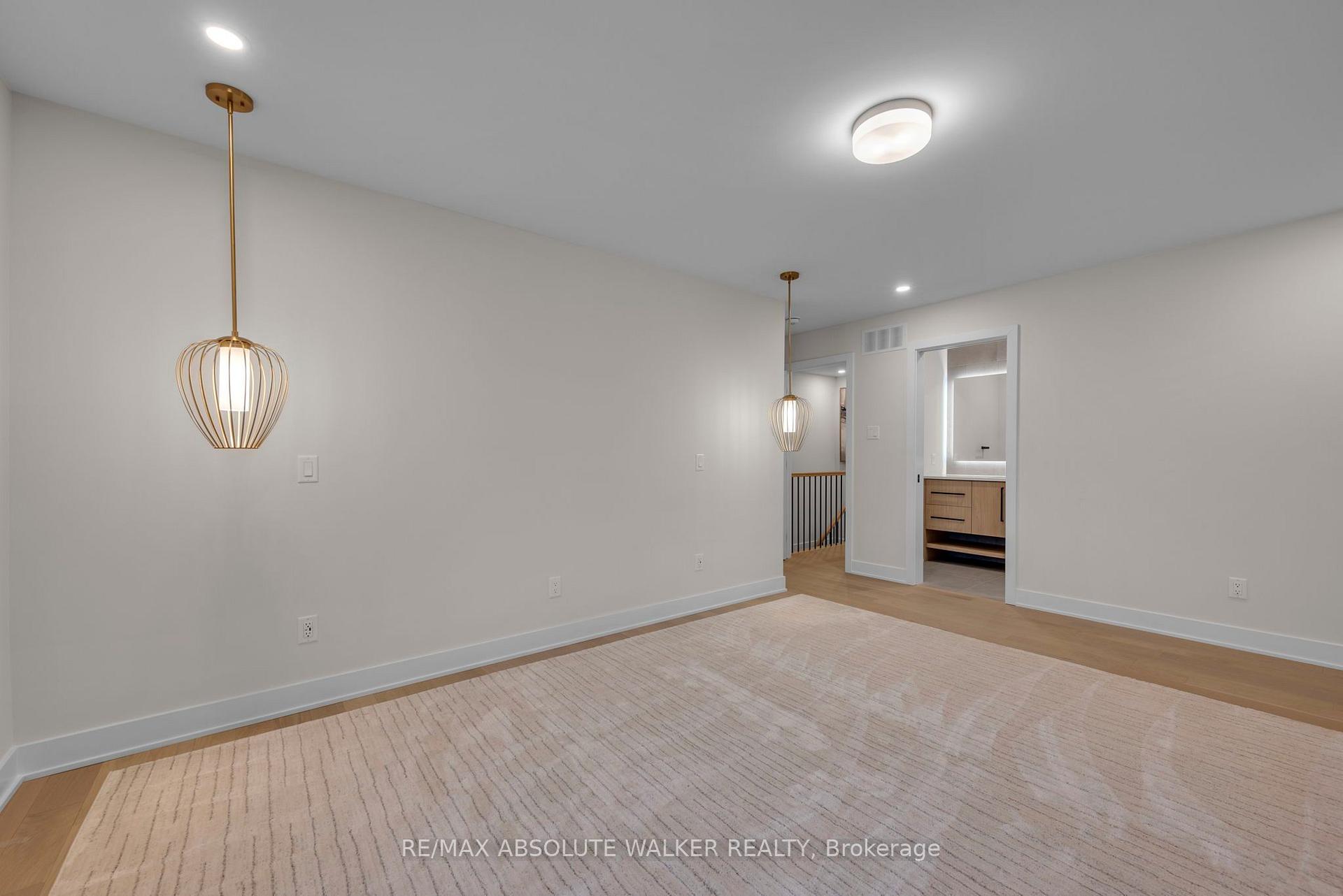 Photo 26 of 22 Oblats Avenue, Ottawa, Ottawa East — HOMEH