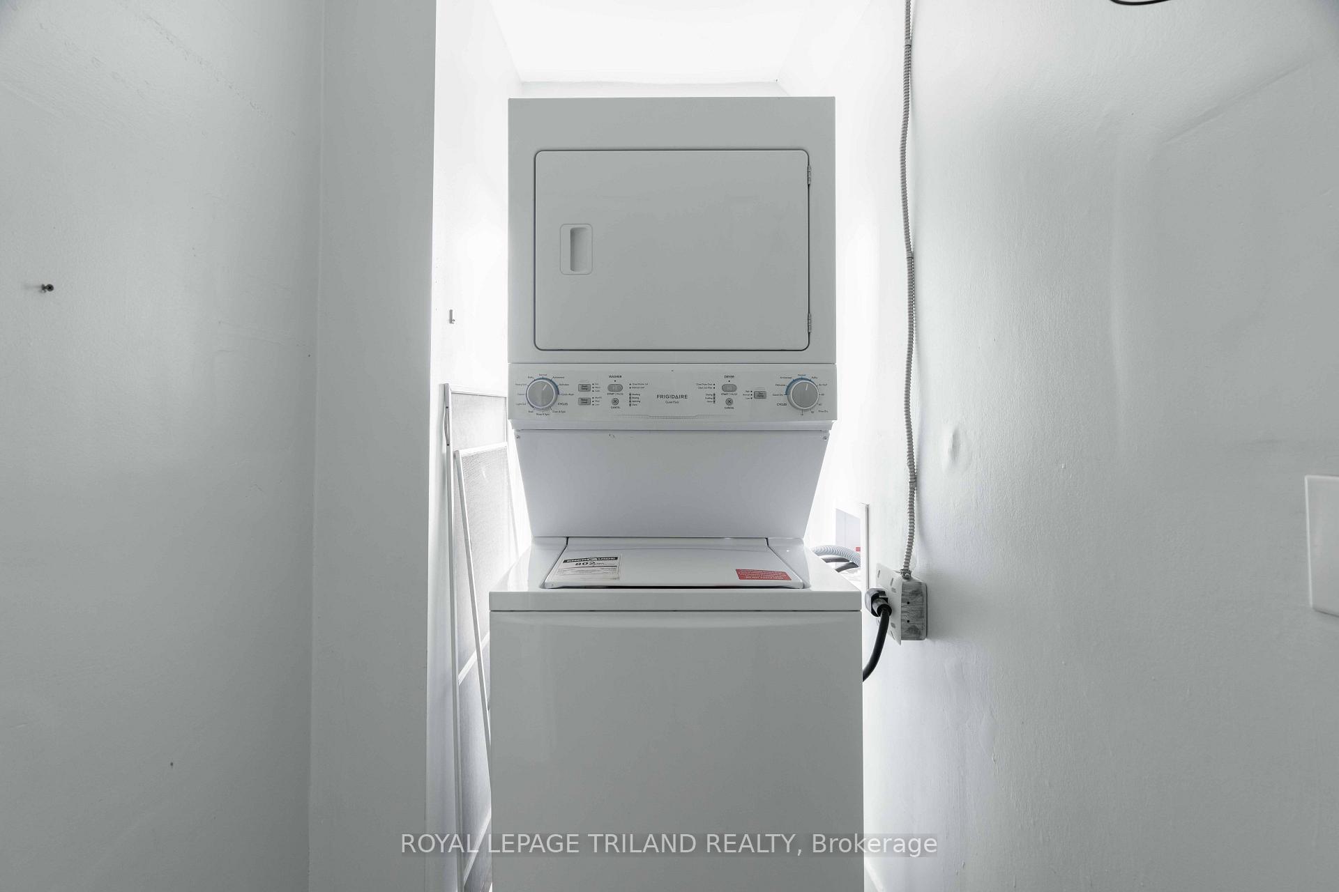 Photo 8 of Unit 10, 425 Mckenzie Avenue, London, South F — HOMEH