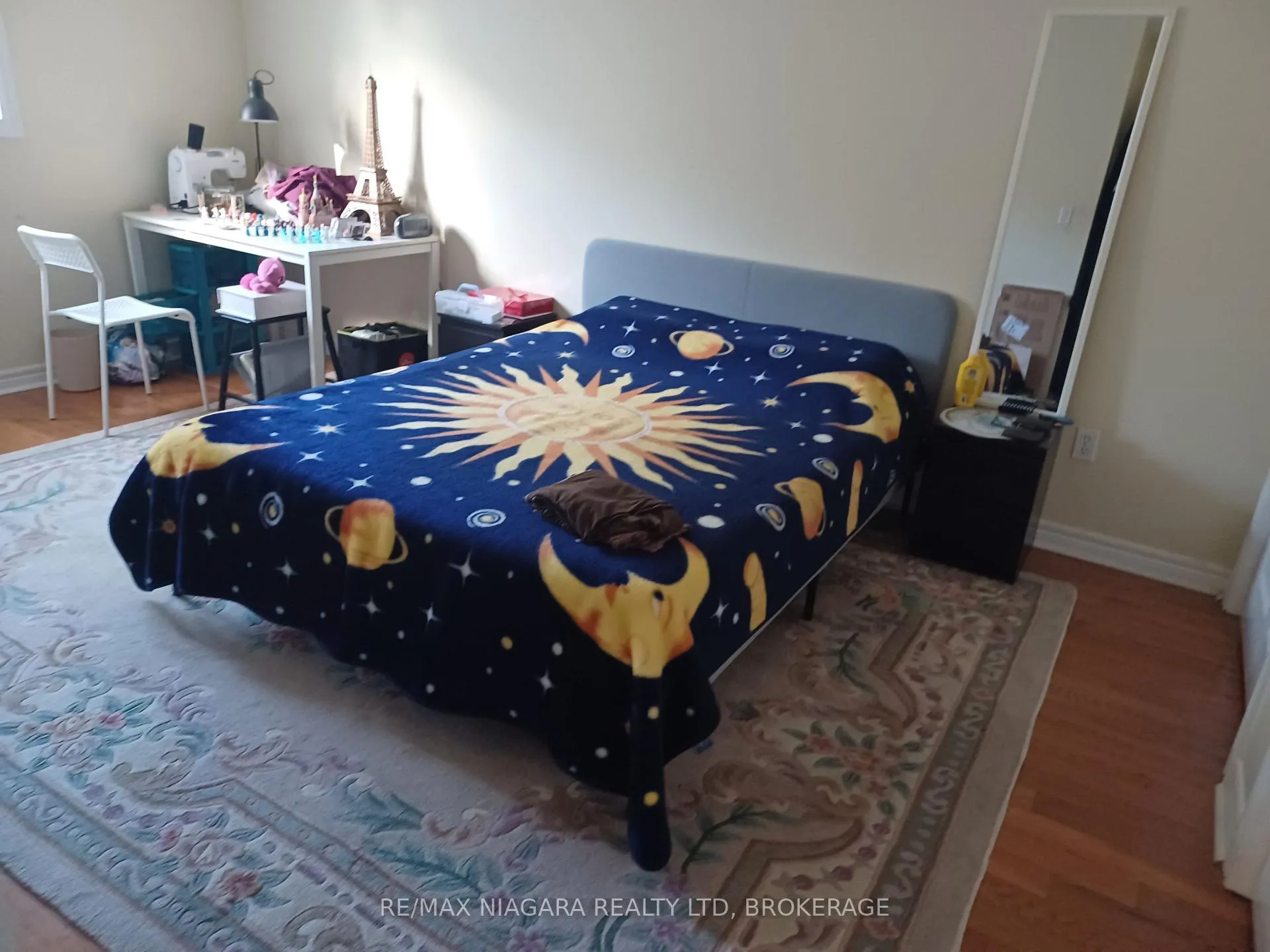 Photo 5 of 8008 Grossi Court, Niagara Falls, Mt. Carmel — HOMEH