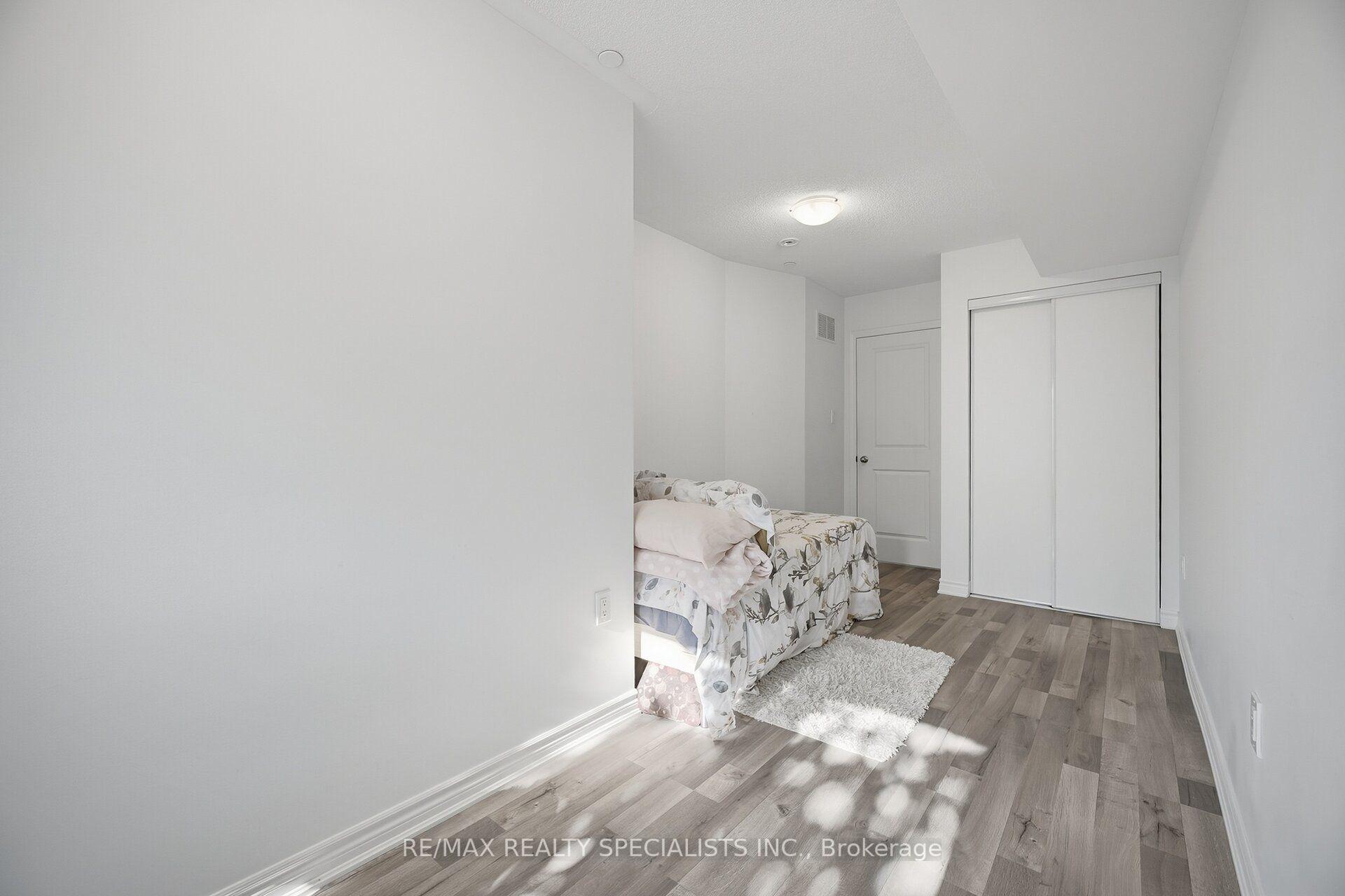 Photo 16 of Unit 7, 2232 Bromsgrove Road, Mississauga, Clarkson — HOMEH