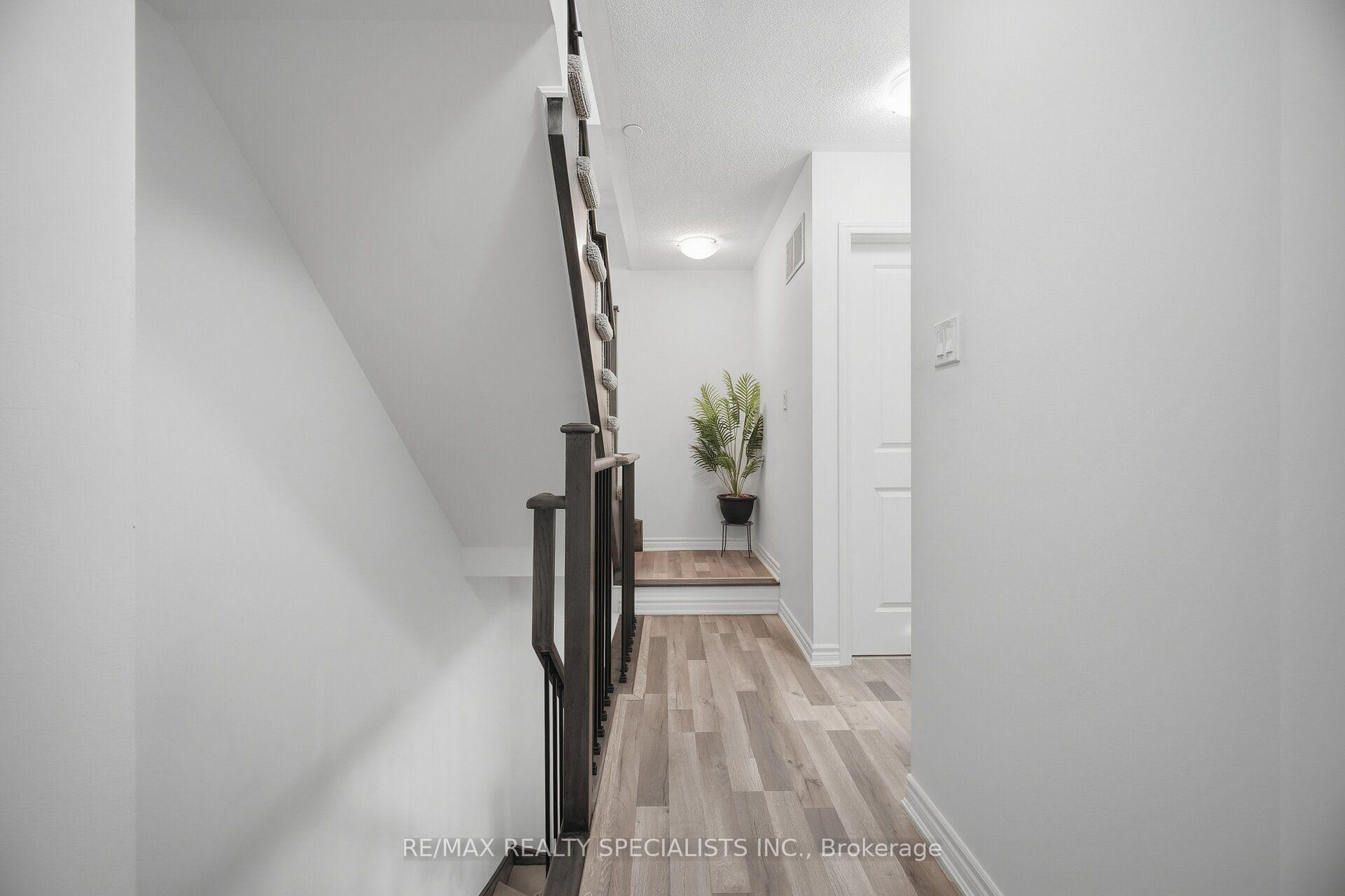 Photo 19 of Unit 7, 2232 Bromsgrove Road, Mississauga, Clarkson — HOMEH
