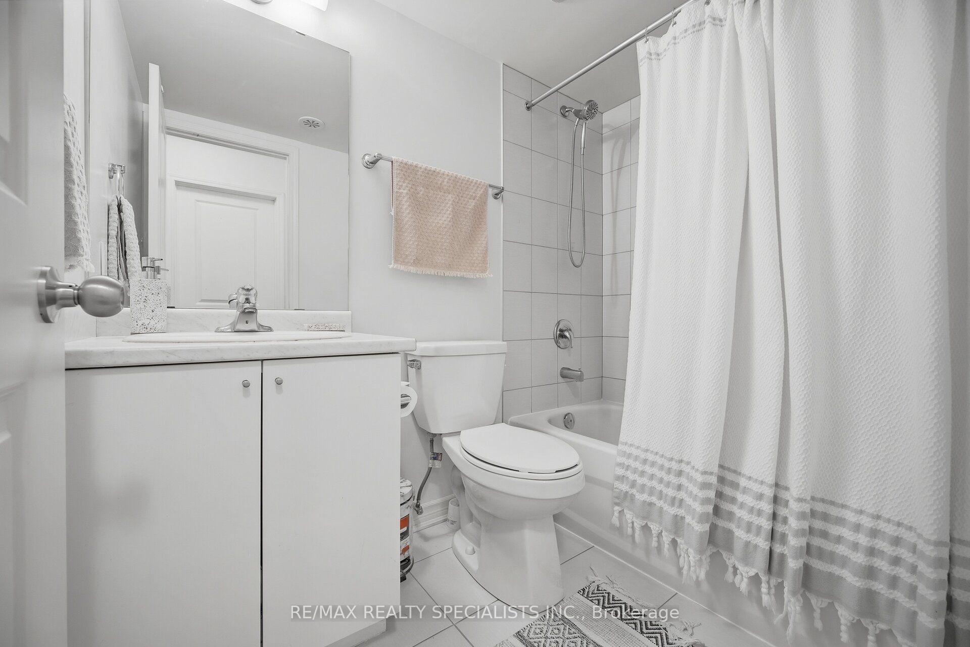 Photo 20 of Unit 7, 2232 Bromsgrove Road, Mississauga, Clarkson — HOMEH
