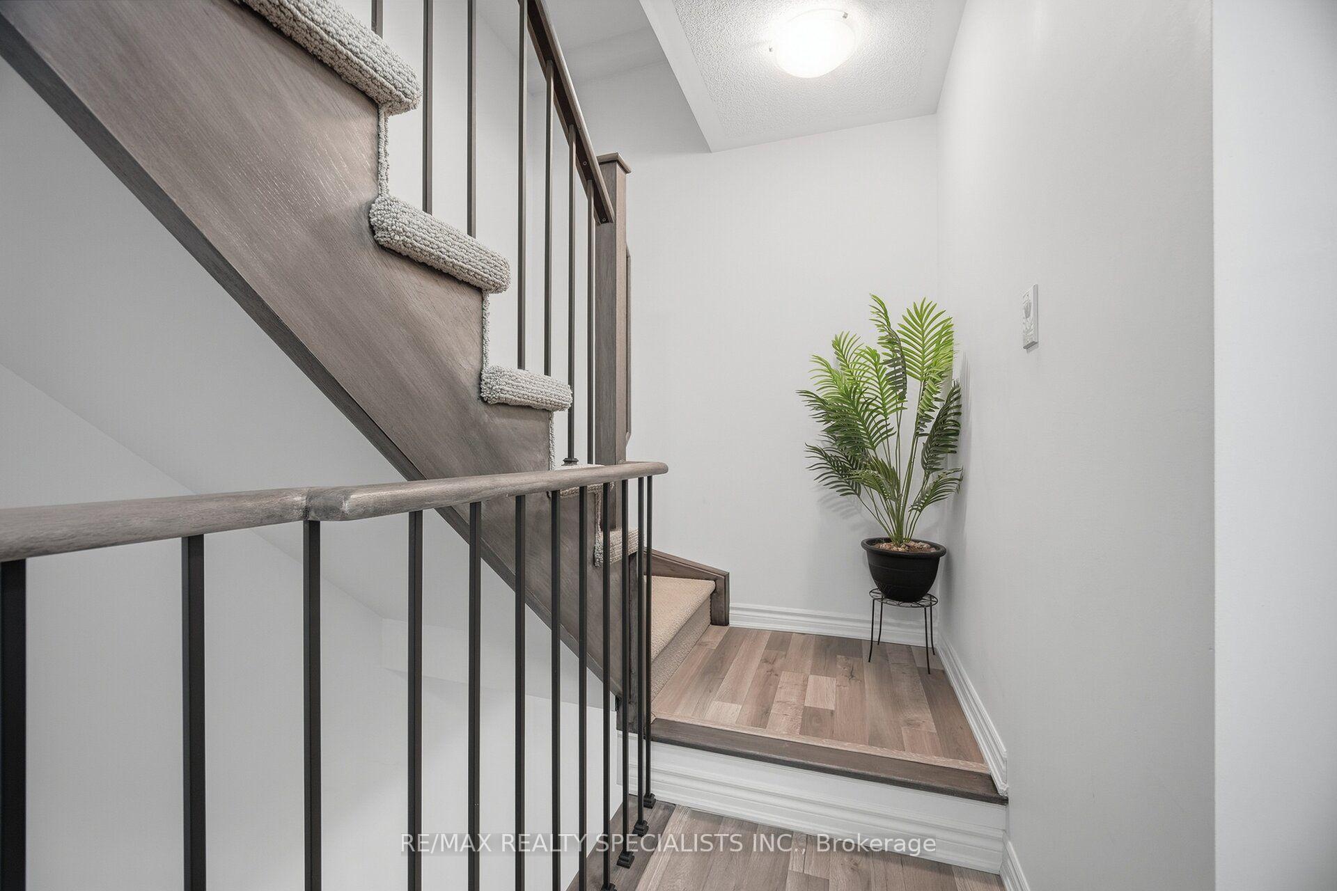 Photo 22 of Unit 7, 2232 Bromsgrove Road, Mississauga, Clarkson — HOMEH