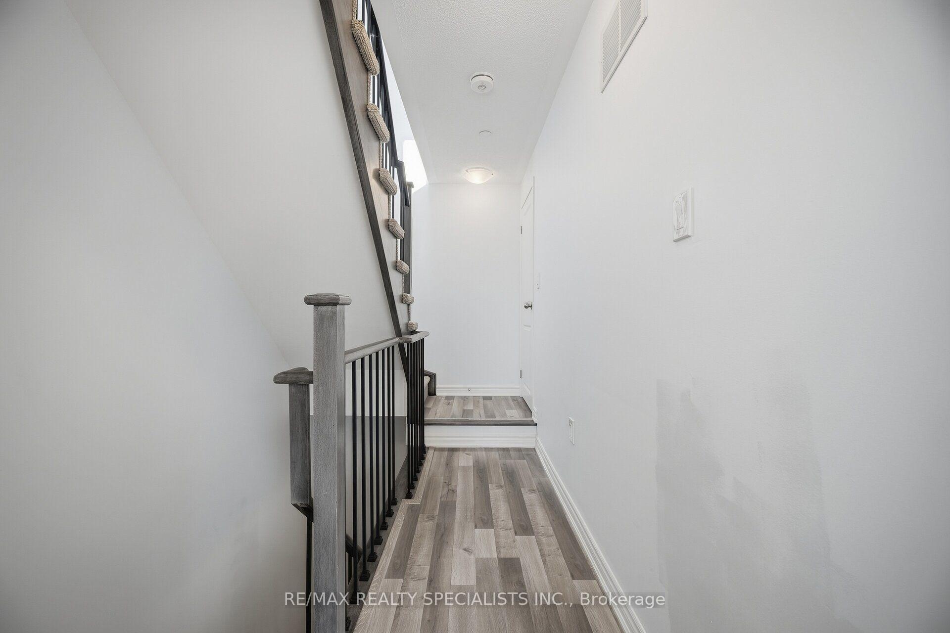 Photo 31 of Unit 7, 2232 Bromsgrove Road, Mississauga, Clarkson — HOMEH