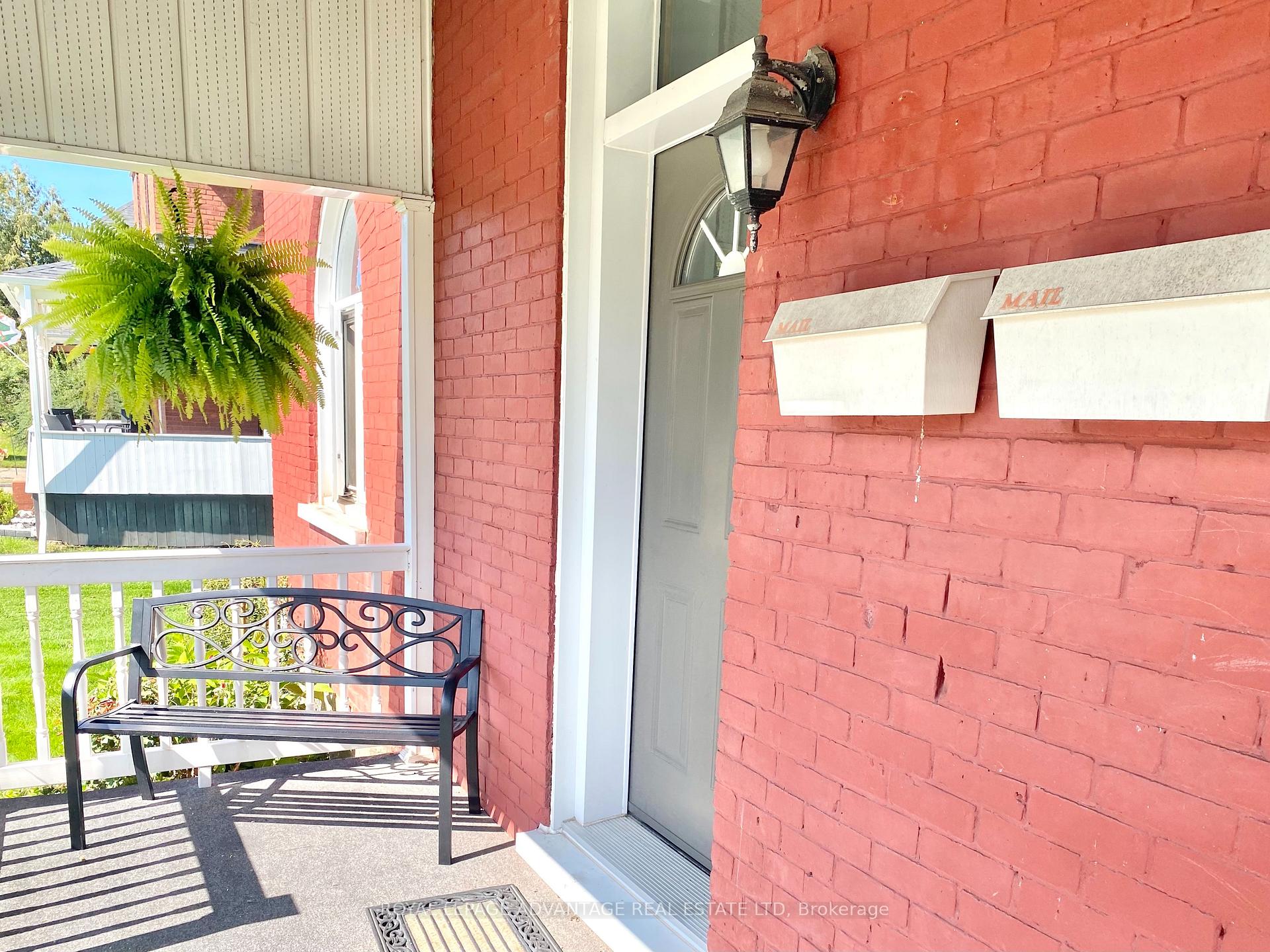 Photo 2 of 85 Jasper Avenue, Smiths Falls, Smiths Falls — HOMEH