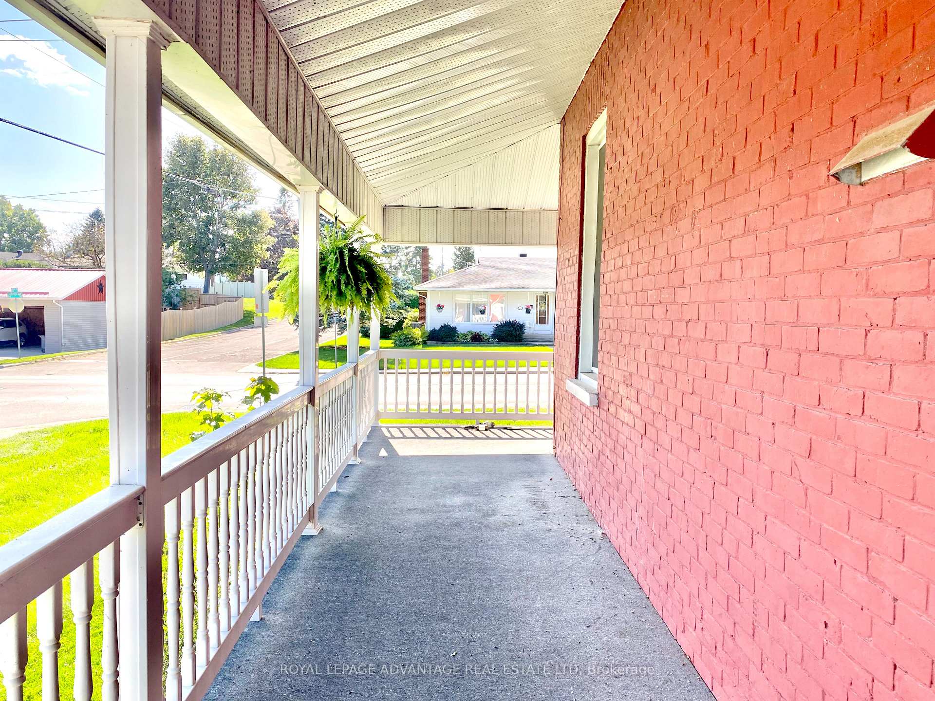 Photo 3 of 85 Jasper Avenue, Smiths Falls, Smiths Falls — HOMEH
