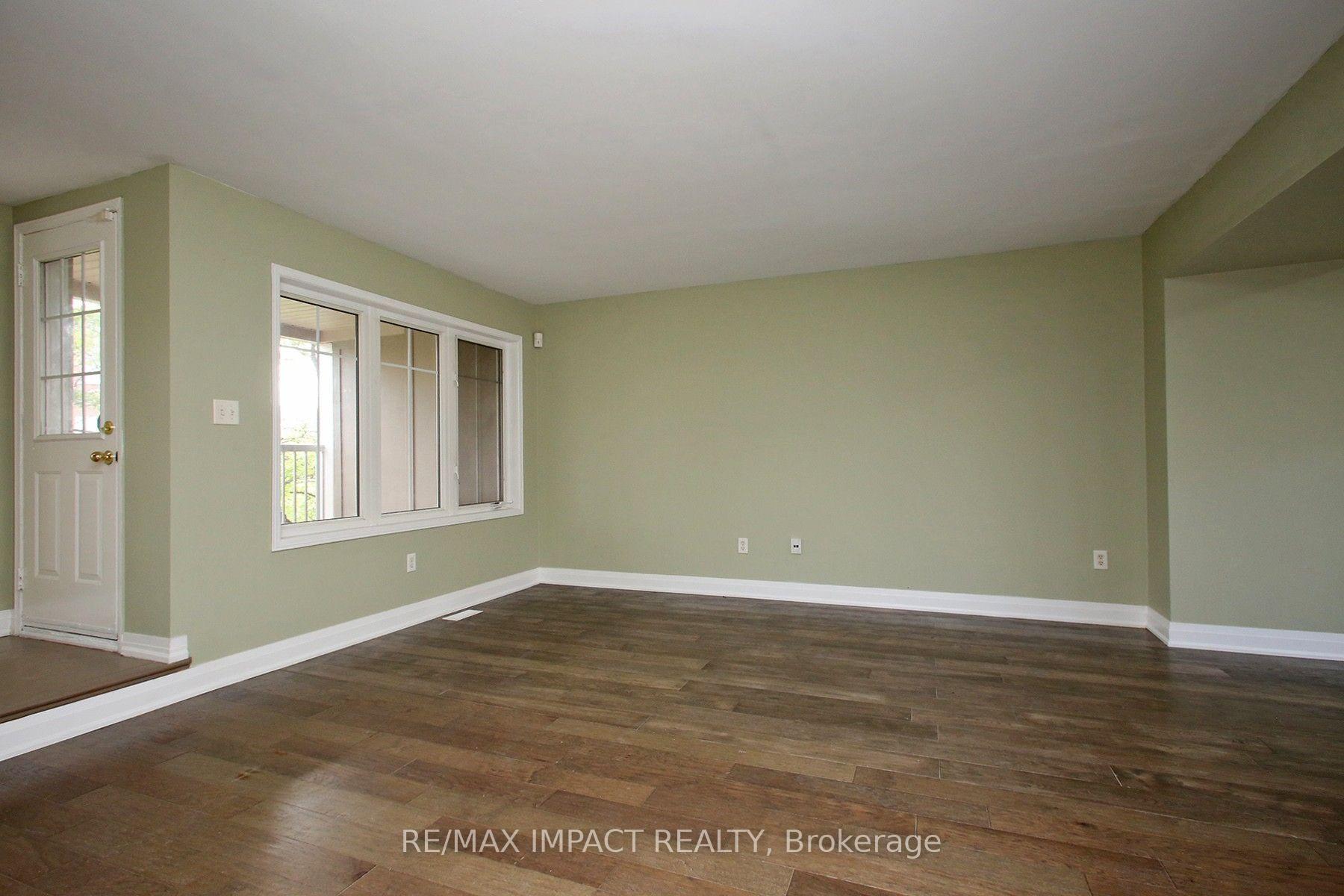 Photo 7 of Unit 48, 375 Cook Road, North York, York University Heights — HOMEH