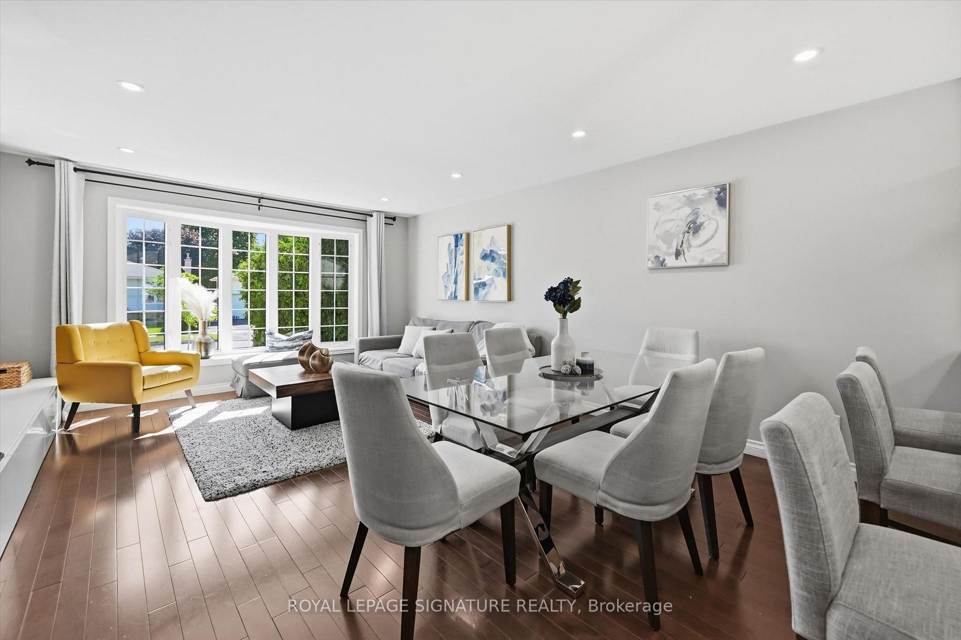 Photo 3 of 1333 Woodvale Place, Burlington, Palmer — HOMEH