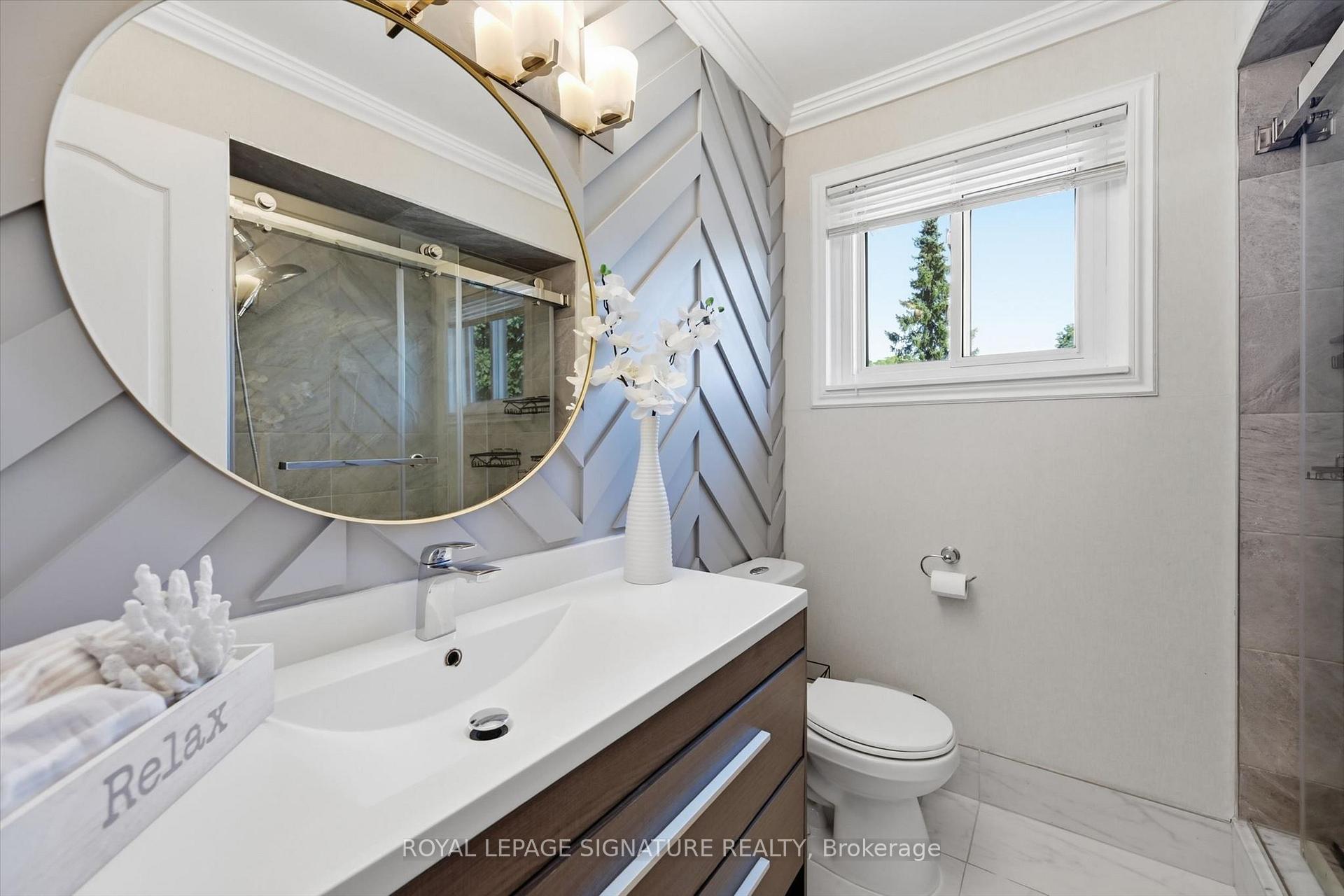 Photo 20 of 1333 Woodvale Place, Burlington, Palmer — HOMEH