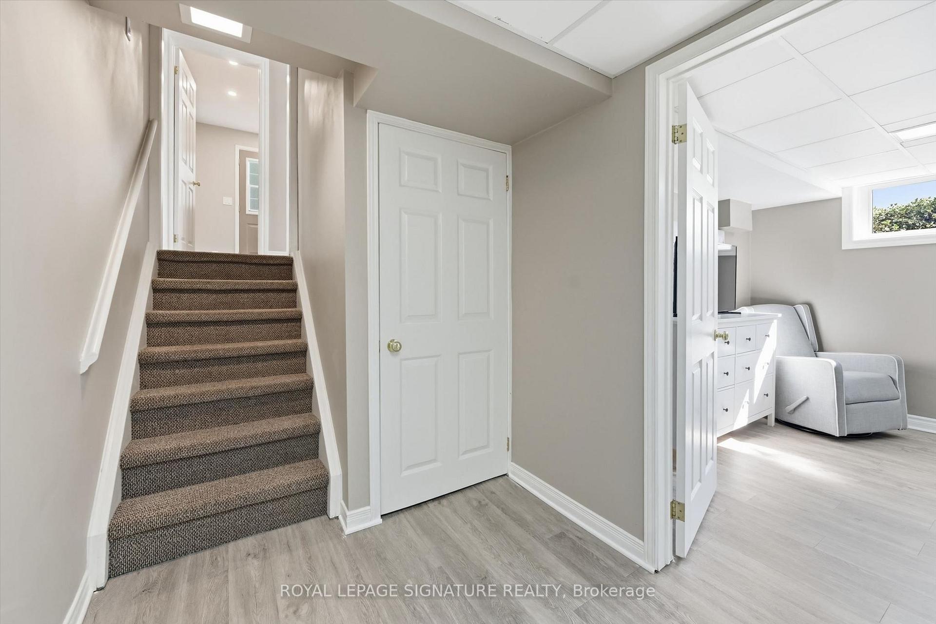 Photo 25 of 1333 Woodvale Place, Burlington, Palmer — HOMEH