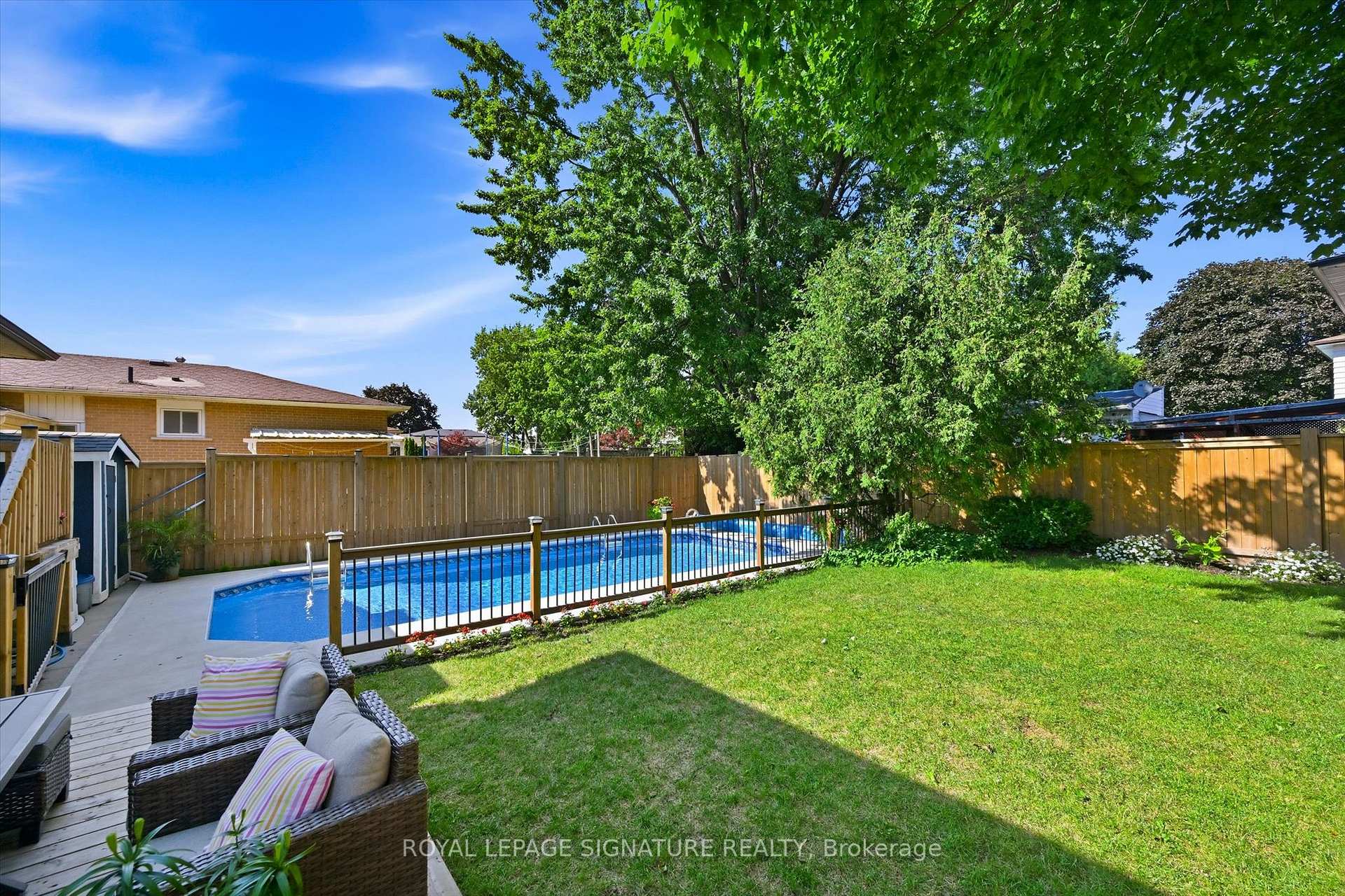 Photo 30 of 1333 Woodvale Place, Burlington, Palmer — HOMEH