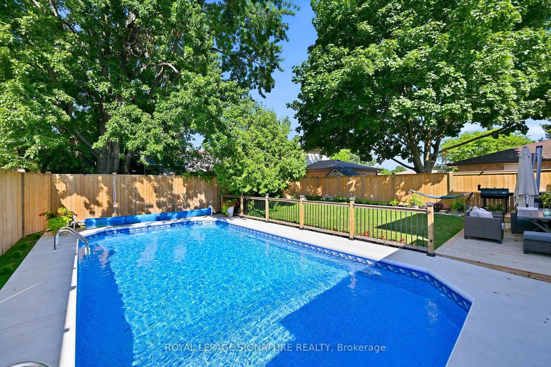 Photo 31 of 1333 Woodvale Place, Burlington, Palmer — HOMEH