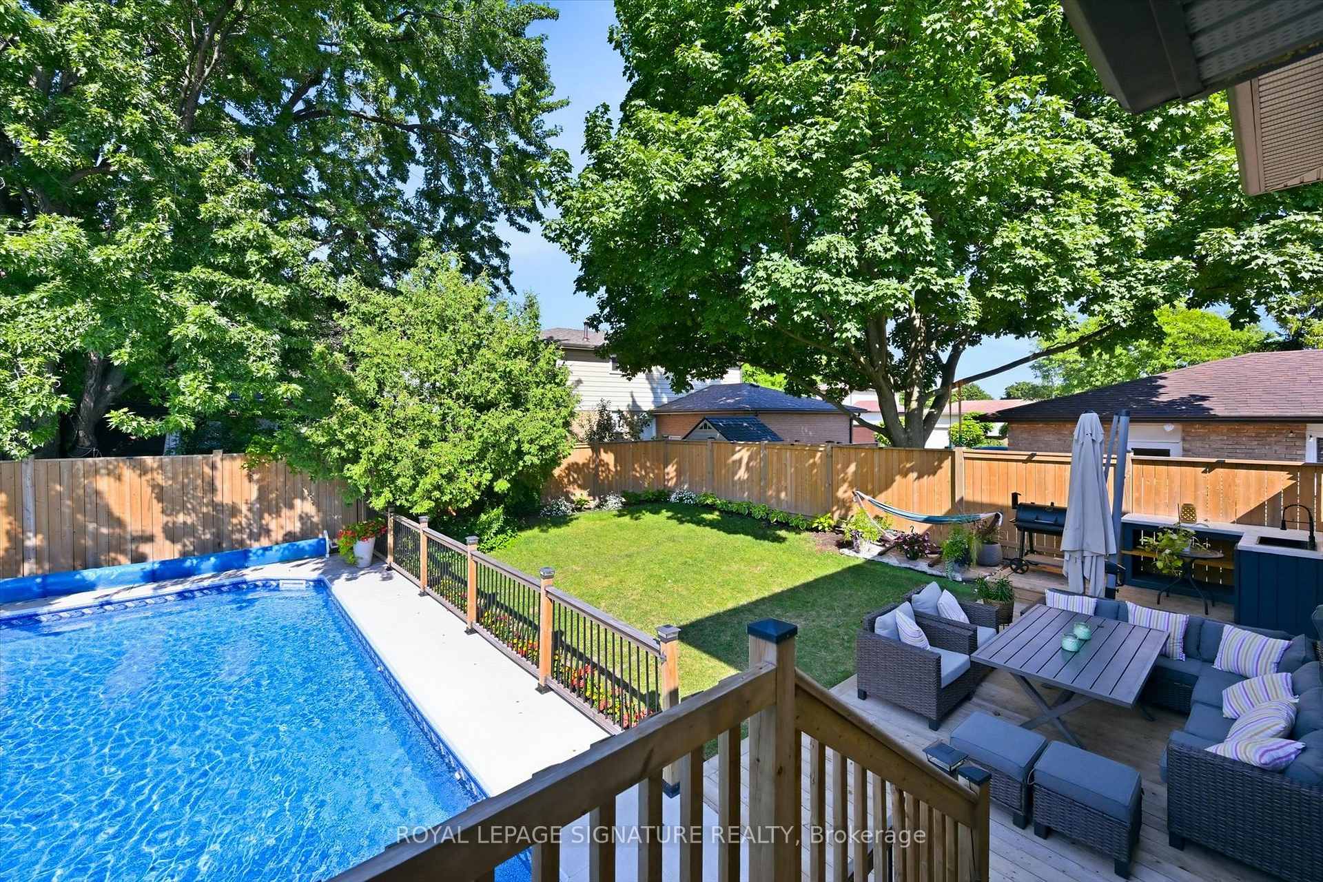 Photo 33 of 1333 Woodvale Place, Burlington, Palmer — HOMEH